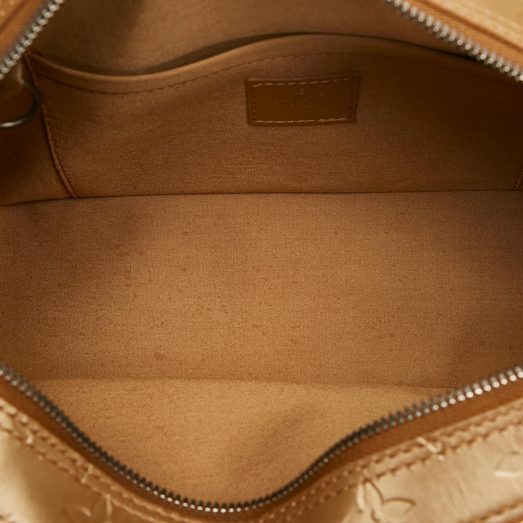 Louis Vuitton Monogram Mat Shelton (SHG-HZxi4v)