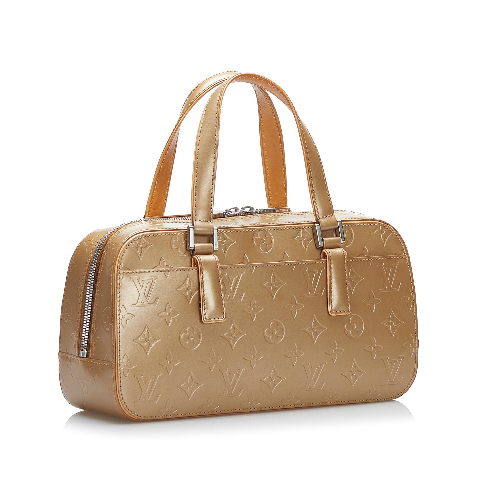 Louis Vuitton Monogram Mat Shelton (SHG-HZxi4v)
