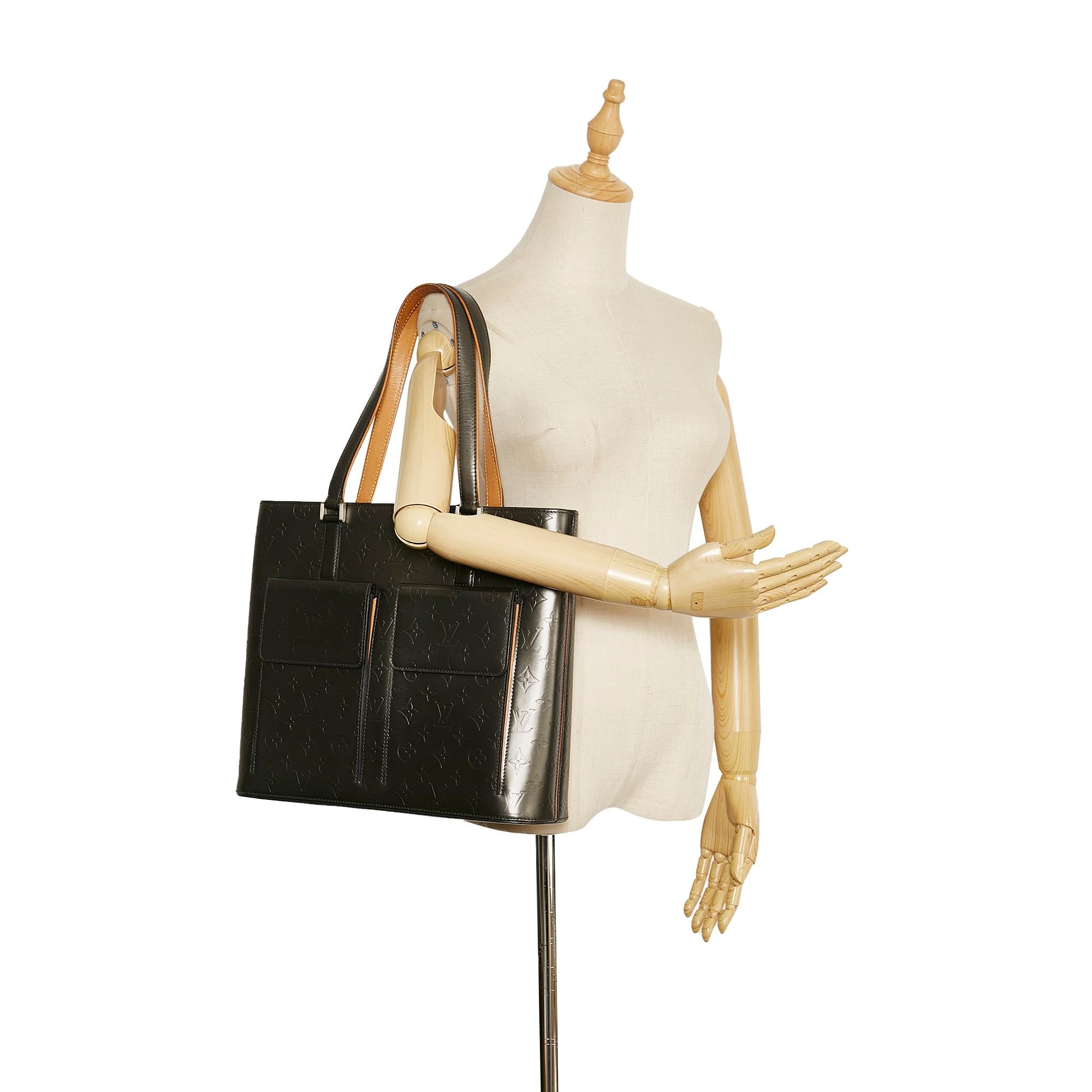 Louis Vuitton Monogram Mat Wilwood (SHG-axddy3)