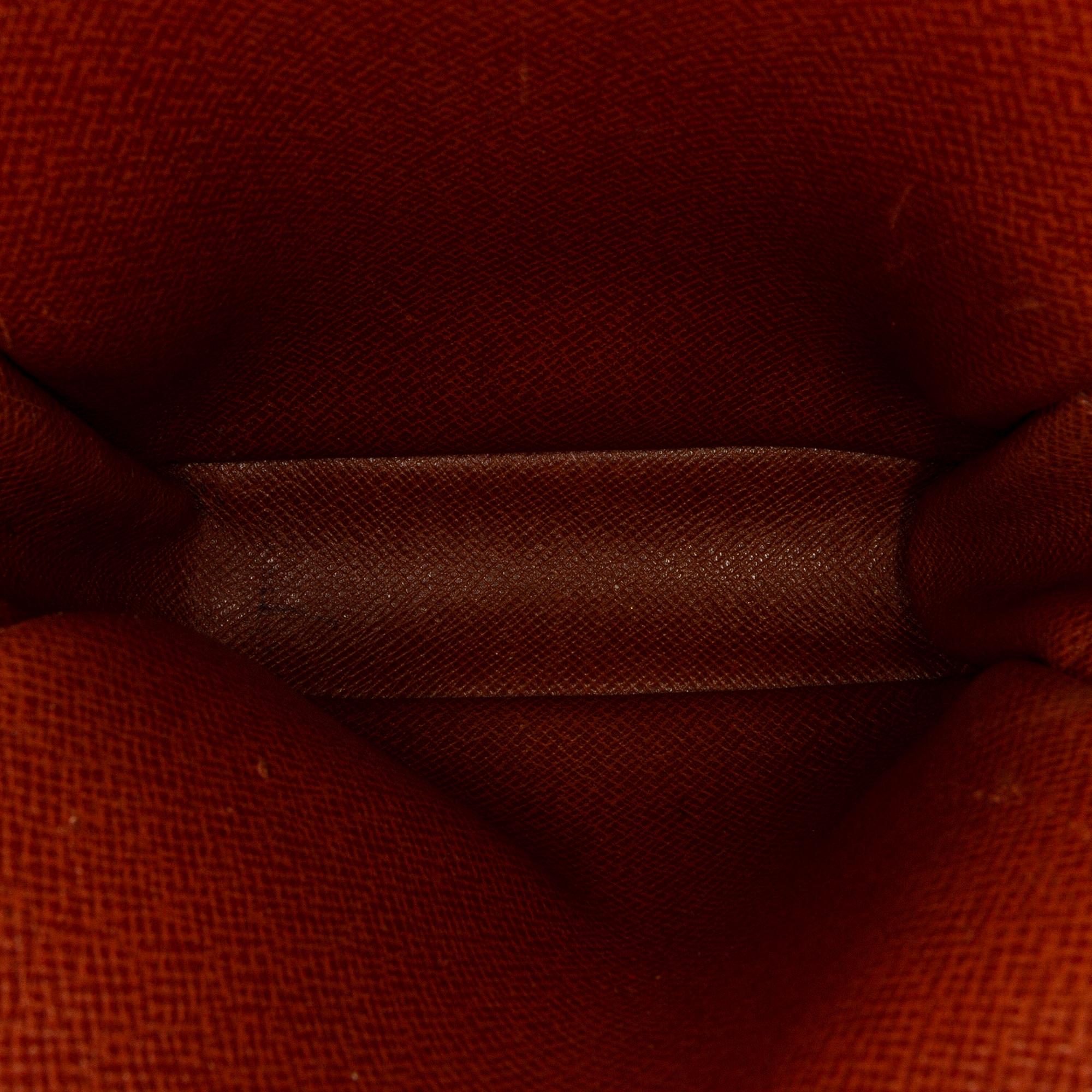 Louis Vuitton Monogram Mini Danube (SHG-tjepvb)