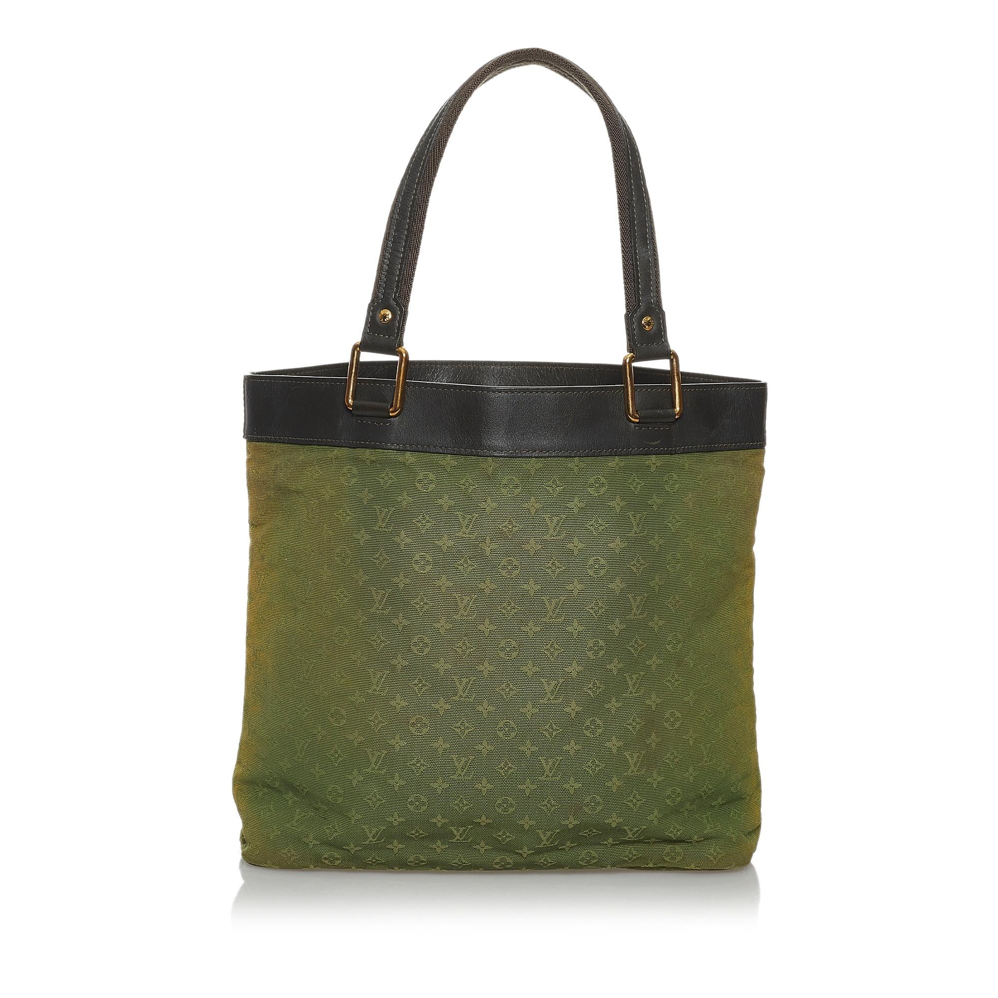 Louis Vuitton Monogram Mini Lin Lucille GM (SHG-28297)