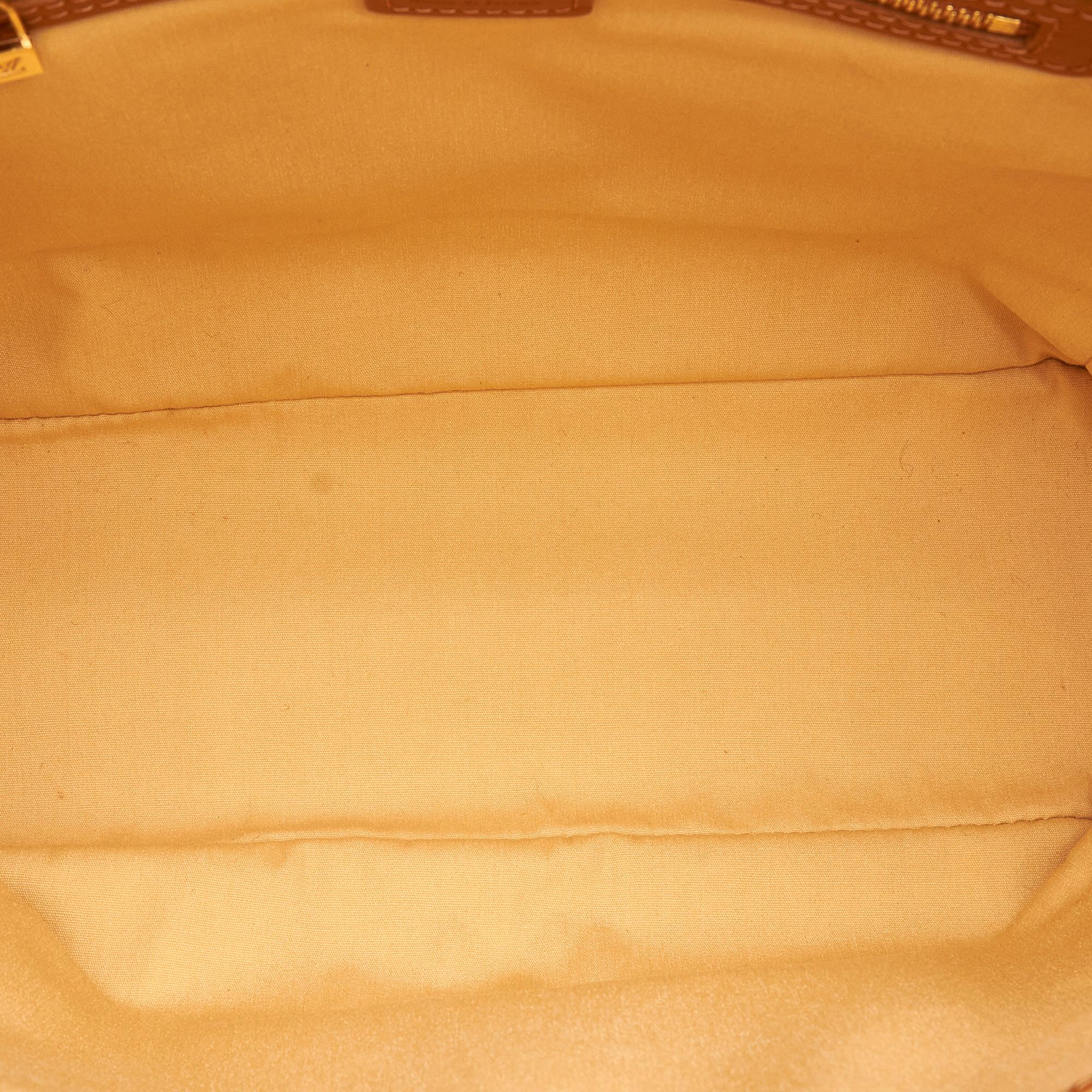 Louis Vuitton Monogram Mini Lin Lucille GM (SHG-TPILeo)