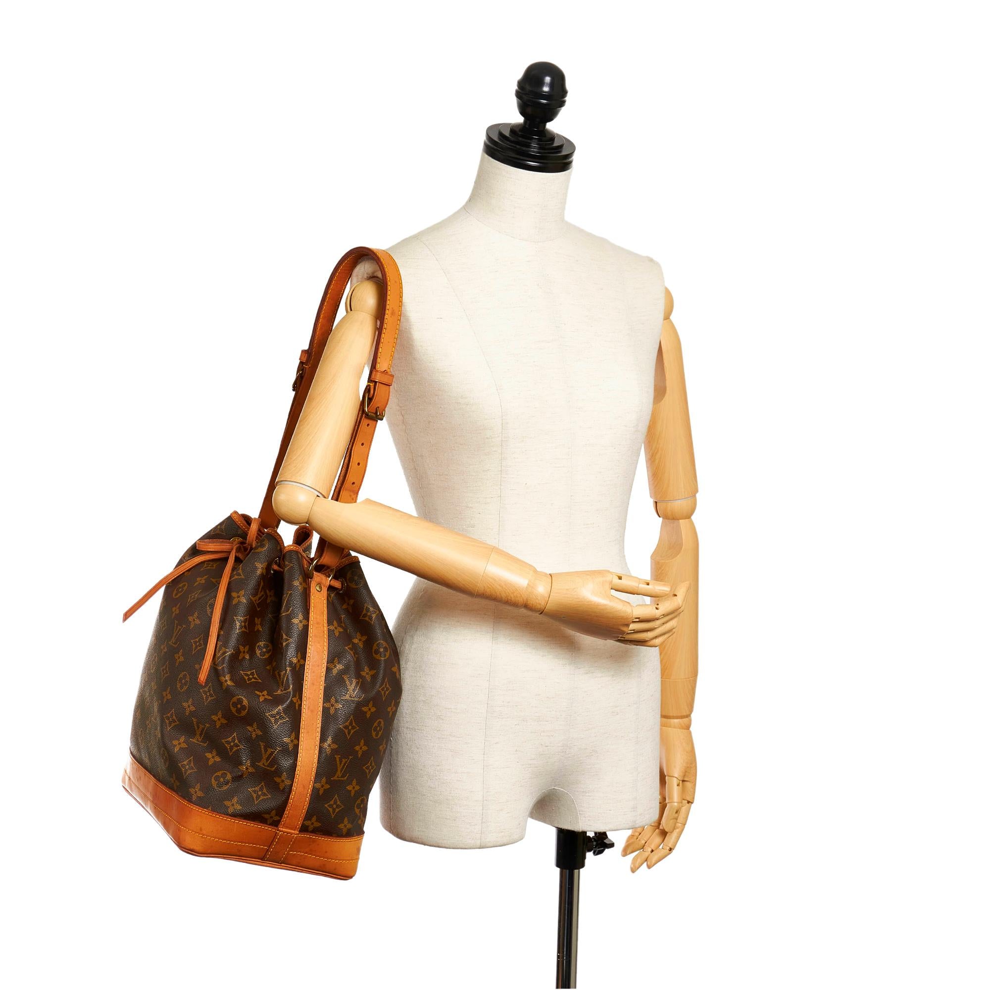 Louis Vuitton Monogram Noe (SHG-32017)