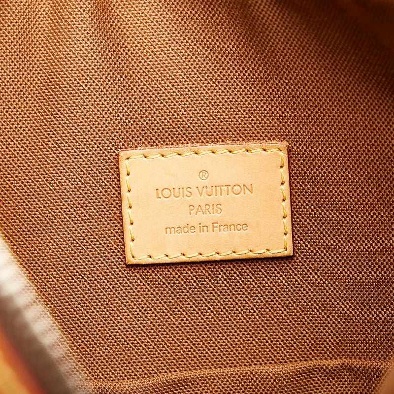 Louis Vuitton Monogram Odeon MM (SHG-rRDILo)