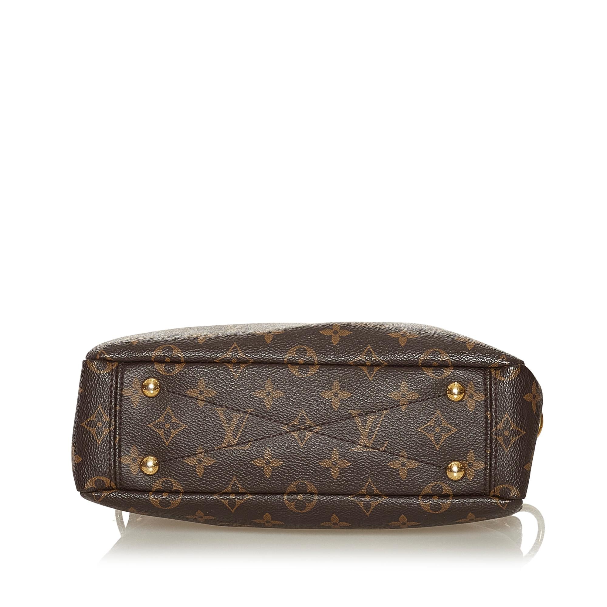Louis Vuitton Monogram Pallas BB (SHG-LiHYCz)