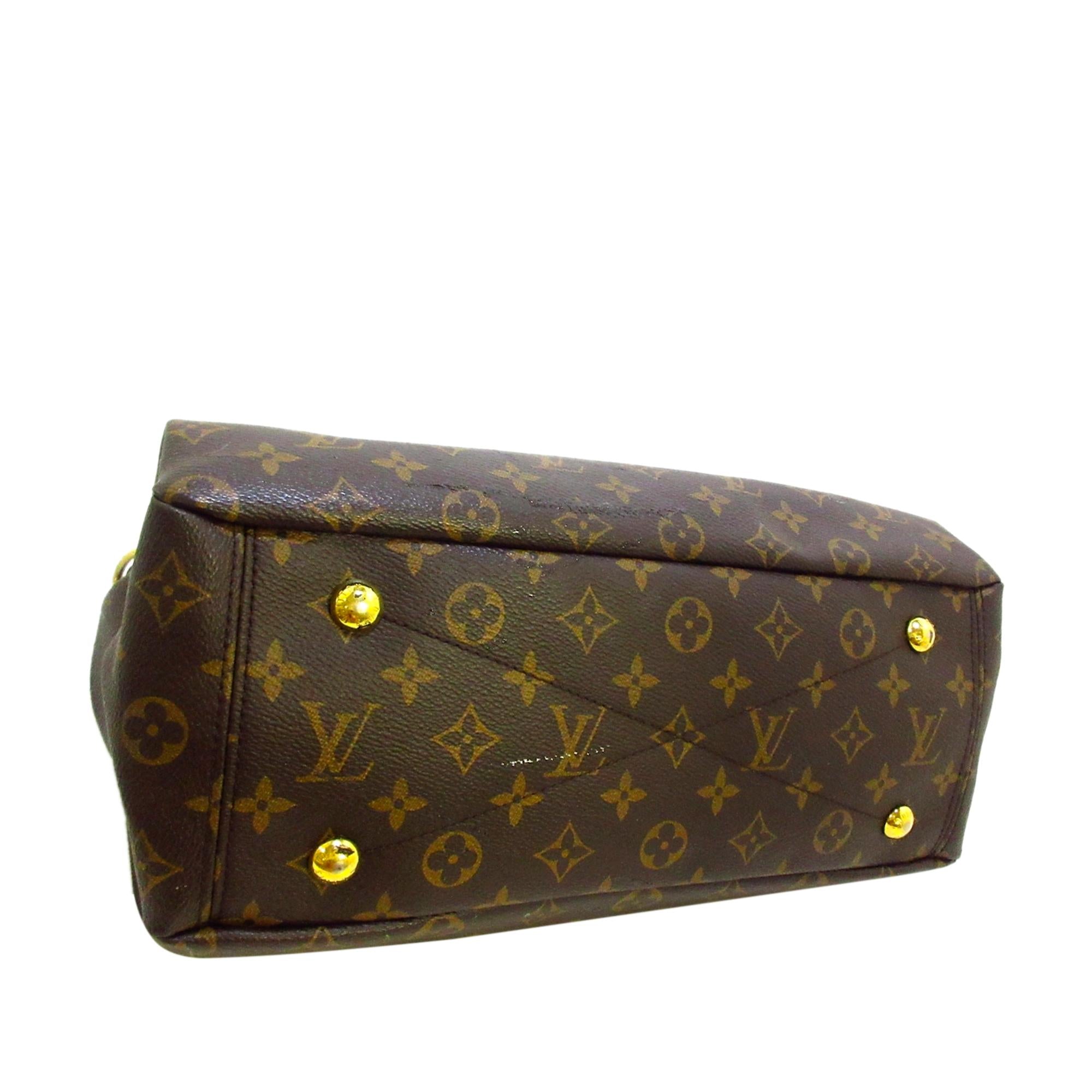 Louis Vuitton Monogram Pallas MM (SHG-35675)