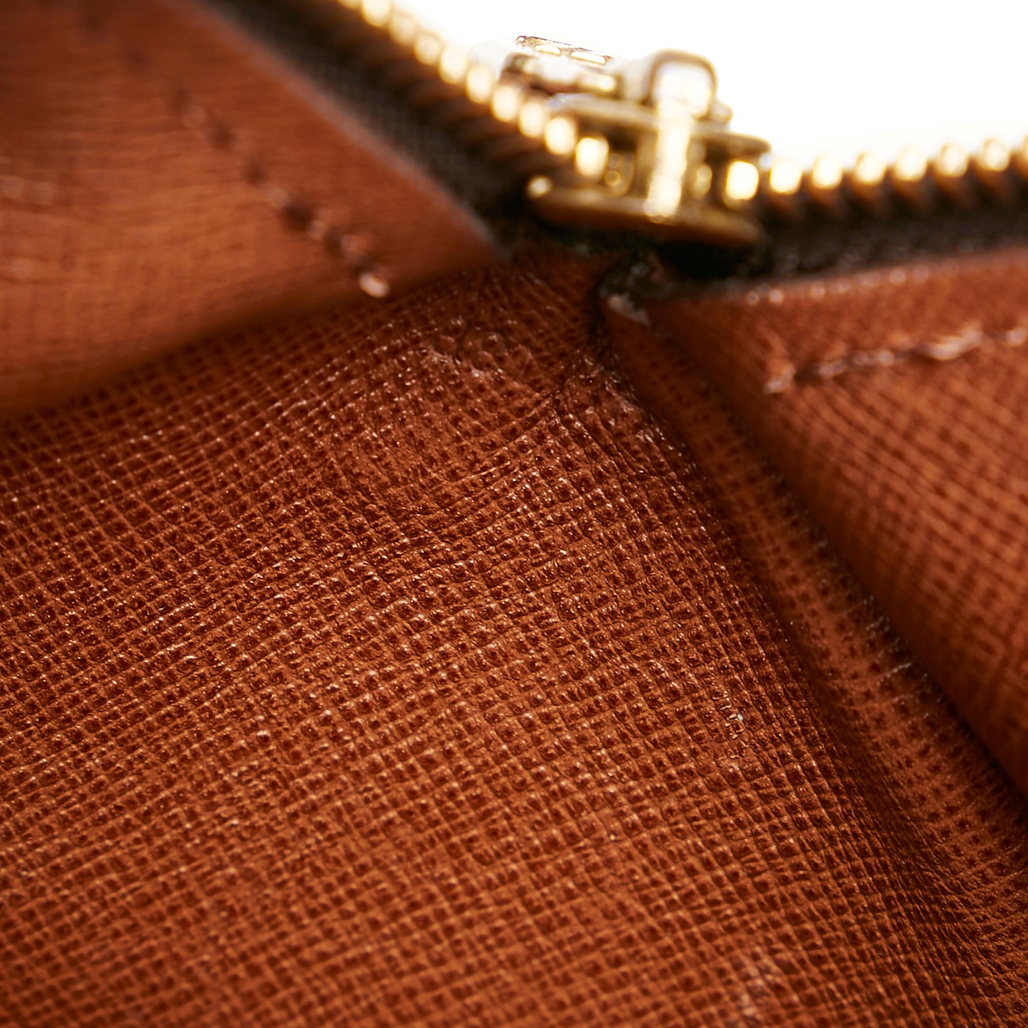 Louis Vuitton Monogram Papillon 30 (SHG-32416)