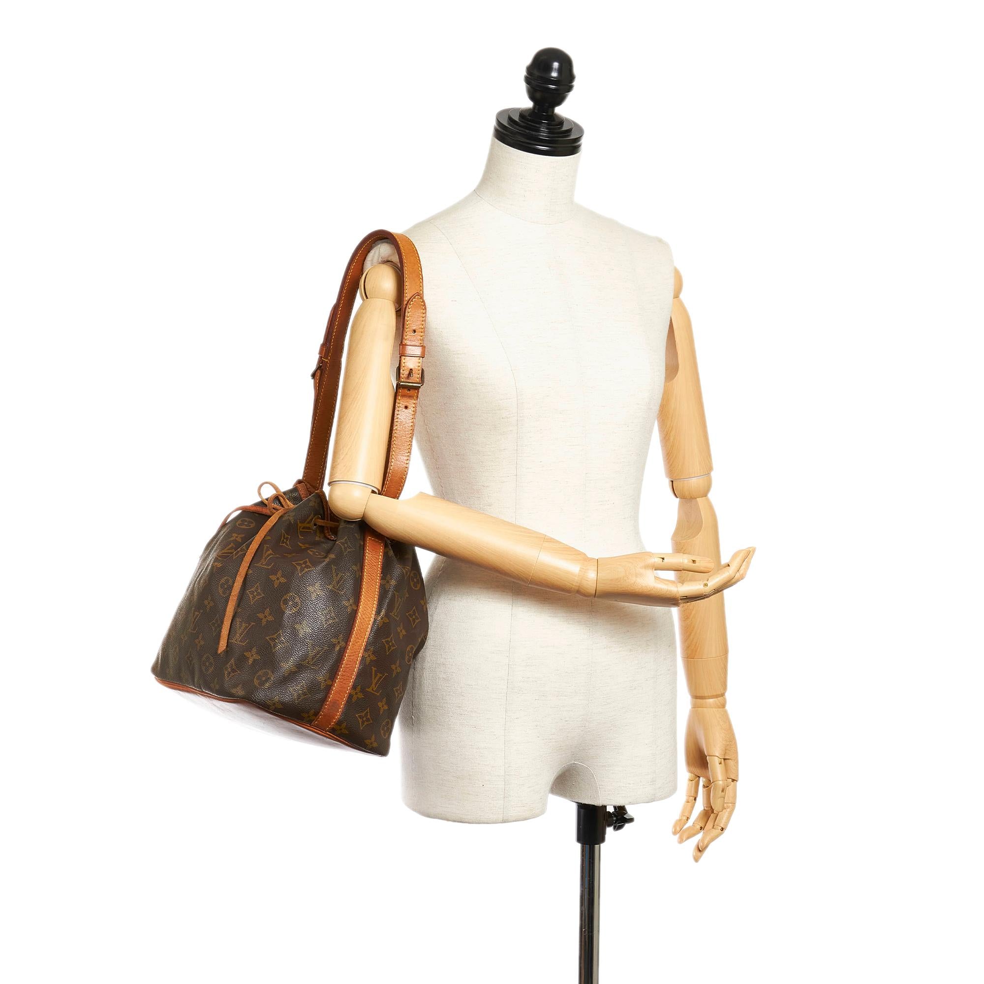 Louis Vuitton Monogram Petit Noe (SHG-32545)