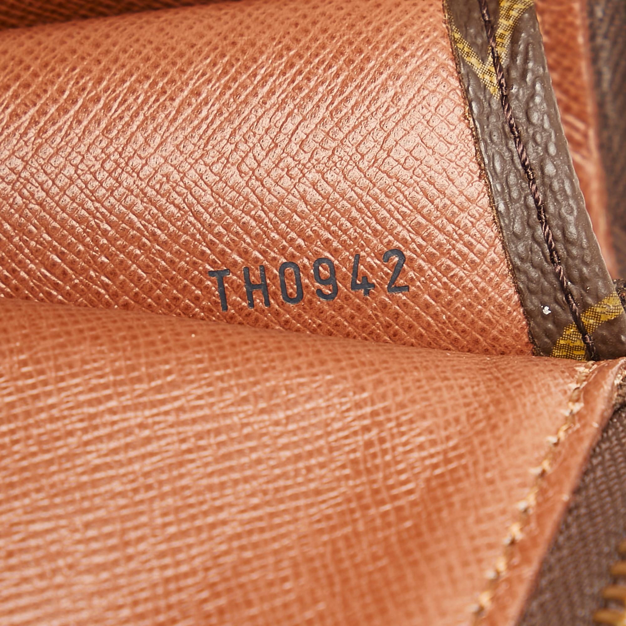 Louis Vuitton Monogram Poche Documents Portfolio (SHG-aJeauv)