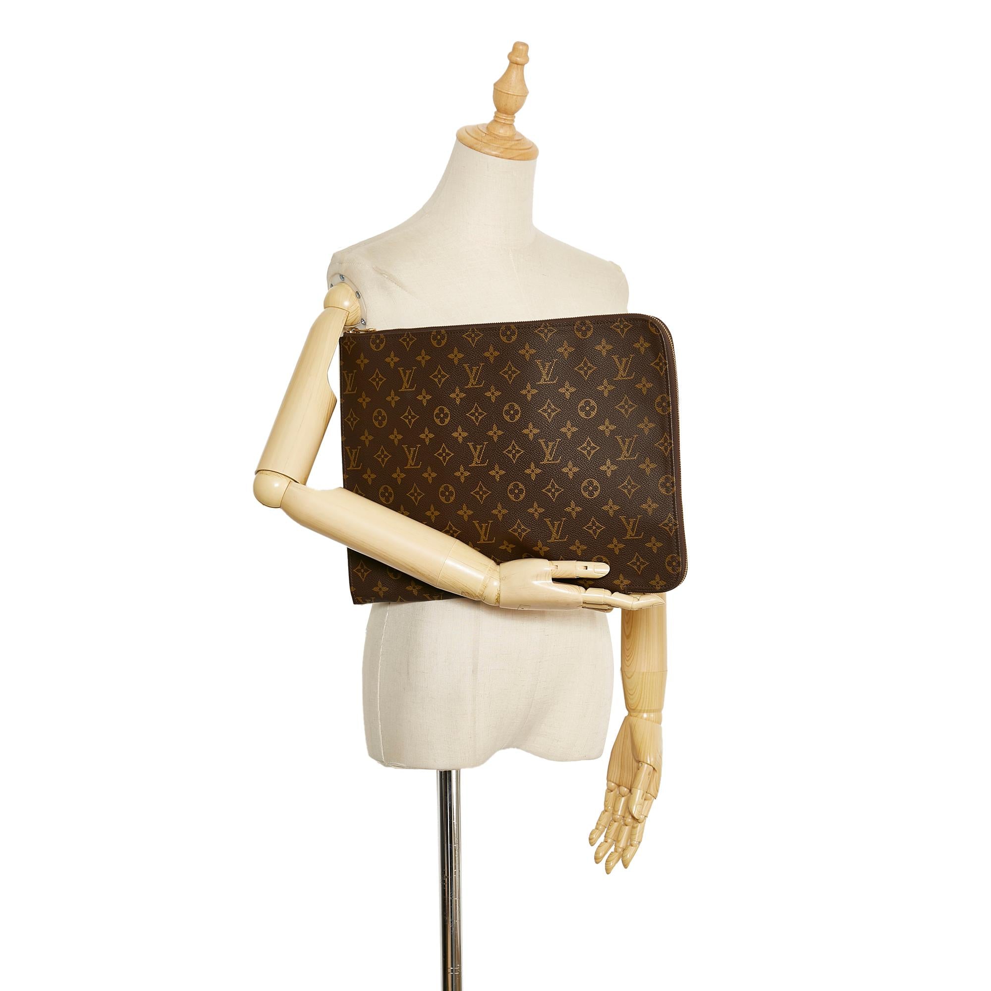 Louis Vuitton Monogram Poche Documents Portfolio (SHG-aJeauv)