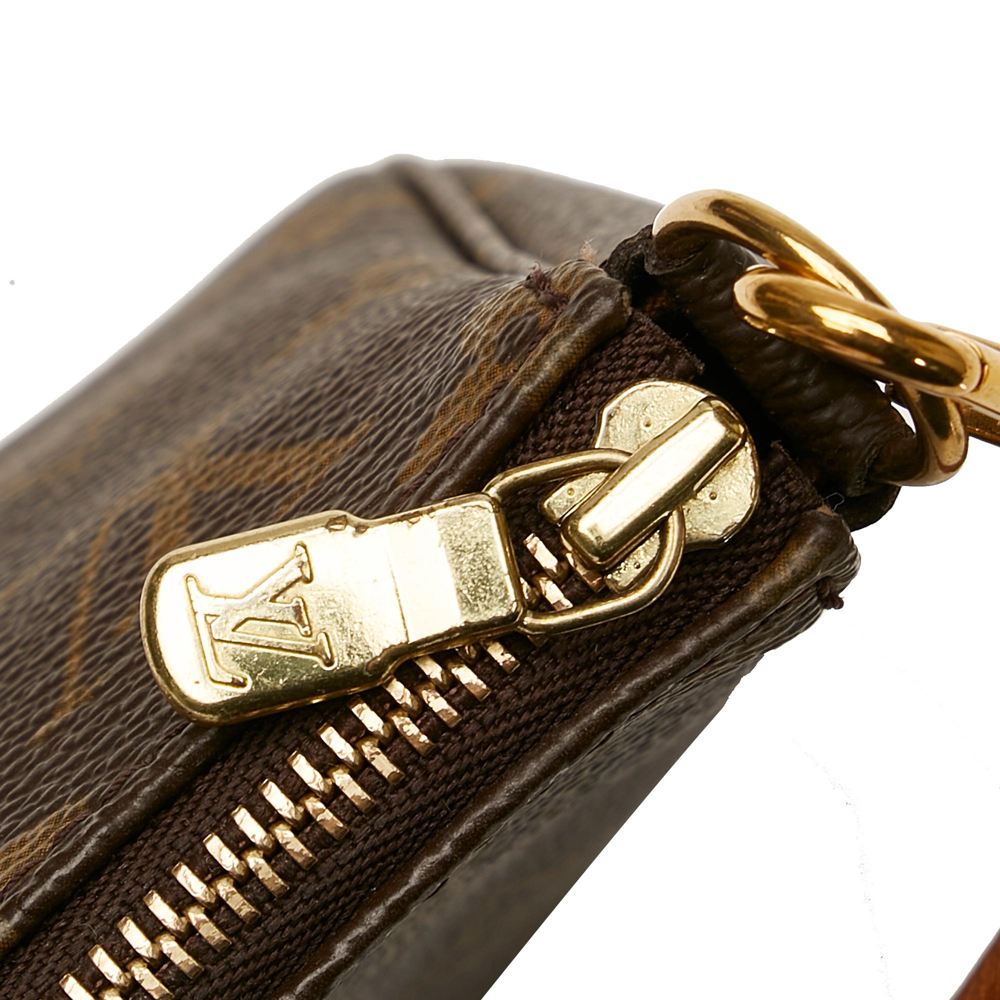 Louis Vuitton Monogram Pochette Accessoires (SHG-dEsPX7)