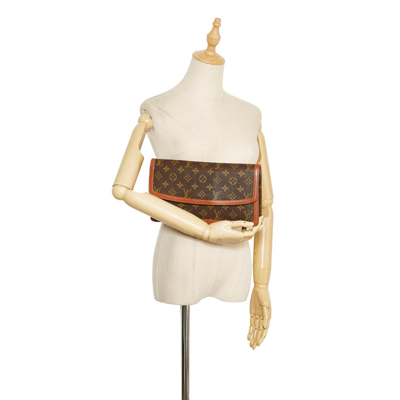Louis Vuitton Monogram Canvas Pochette Dame PM Clutch Bag