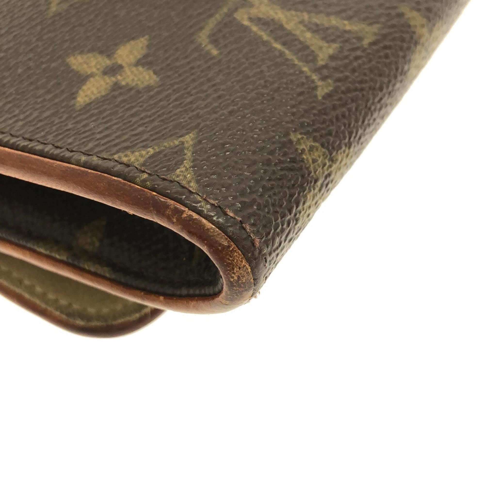 Louis Vuitton Monogram Pochette Twin GM (SHG-bOCiOI)