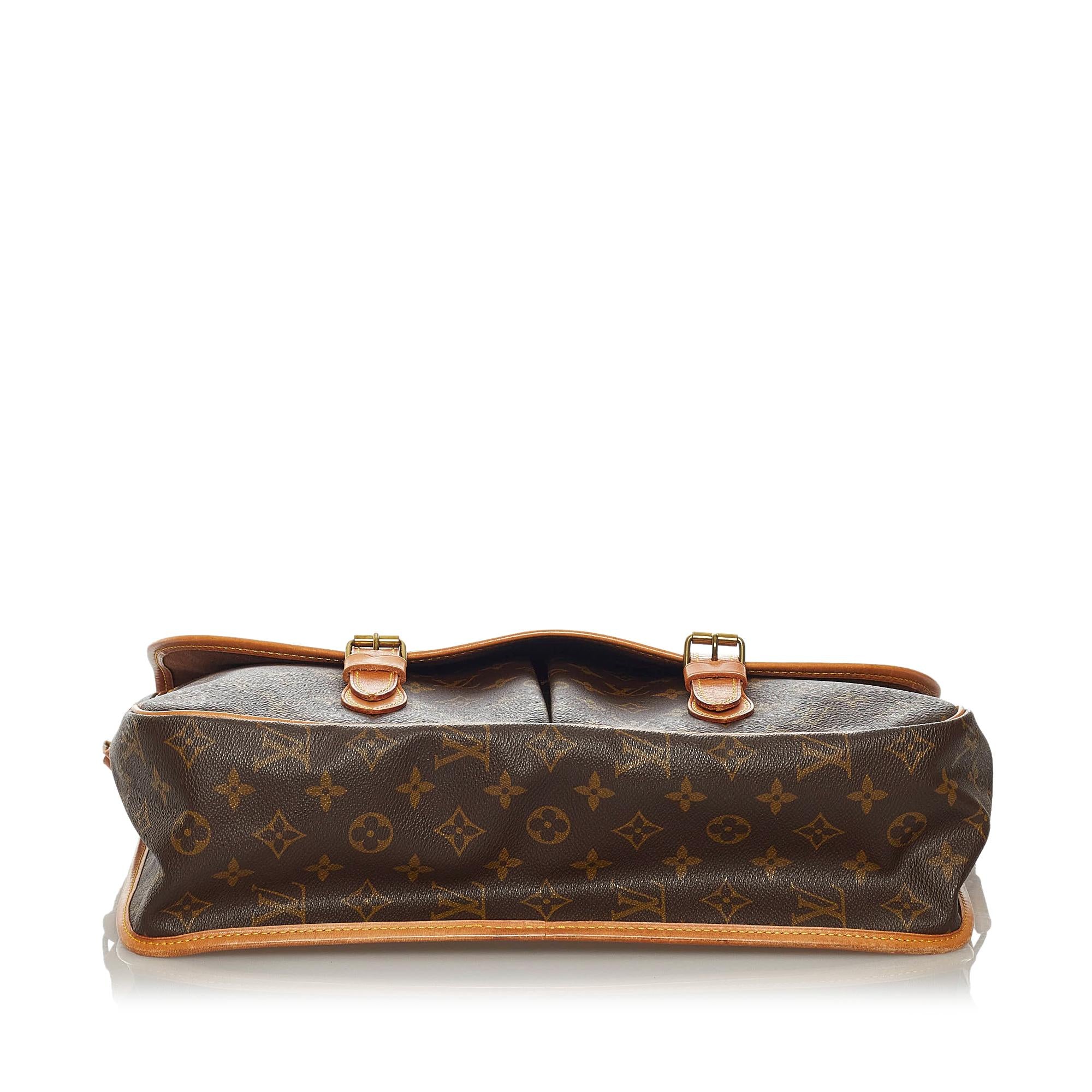 Louis Vuitton Monogram Sac Gibeciere GM (SHG-28710)