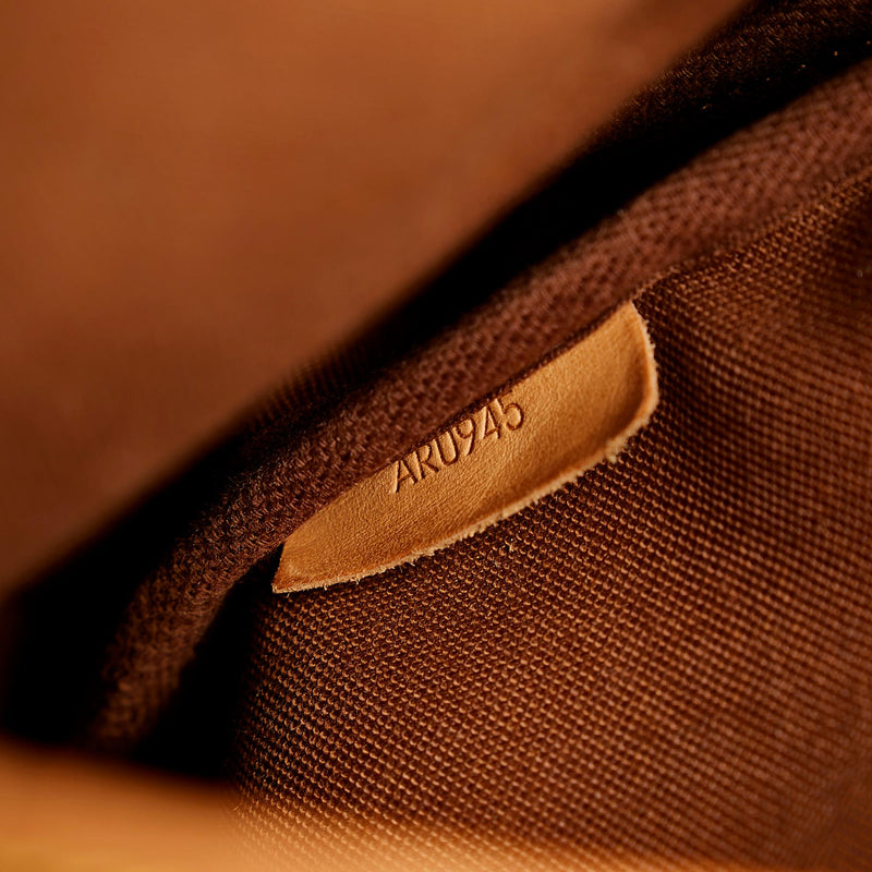 Louis Vuitton Monogram Saumur 30 (SHG-26852)