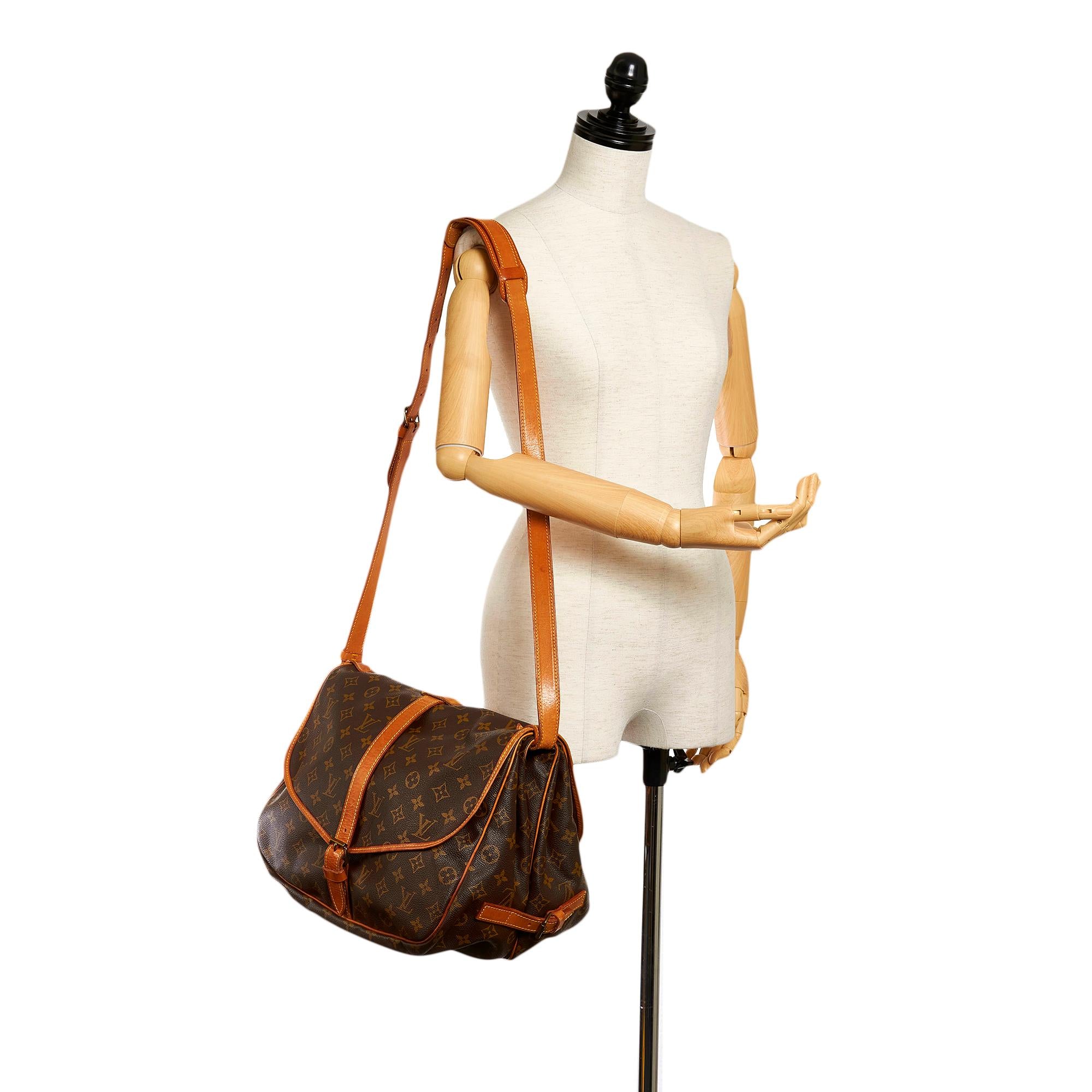 Louis Vuitton Monogram Saumur 35 (SHG-28718)