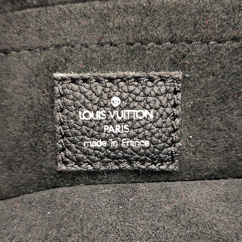 Louis Vuitton Monogram Scala Mini Pouch (SHG-37853) – LuxeDH
