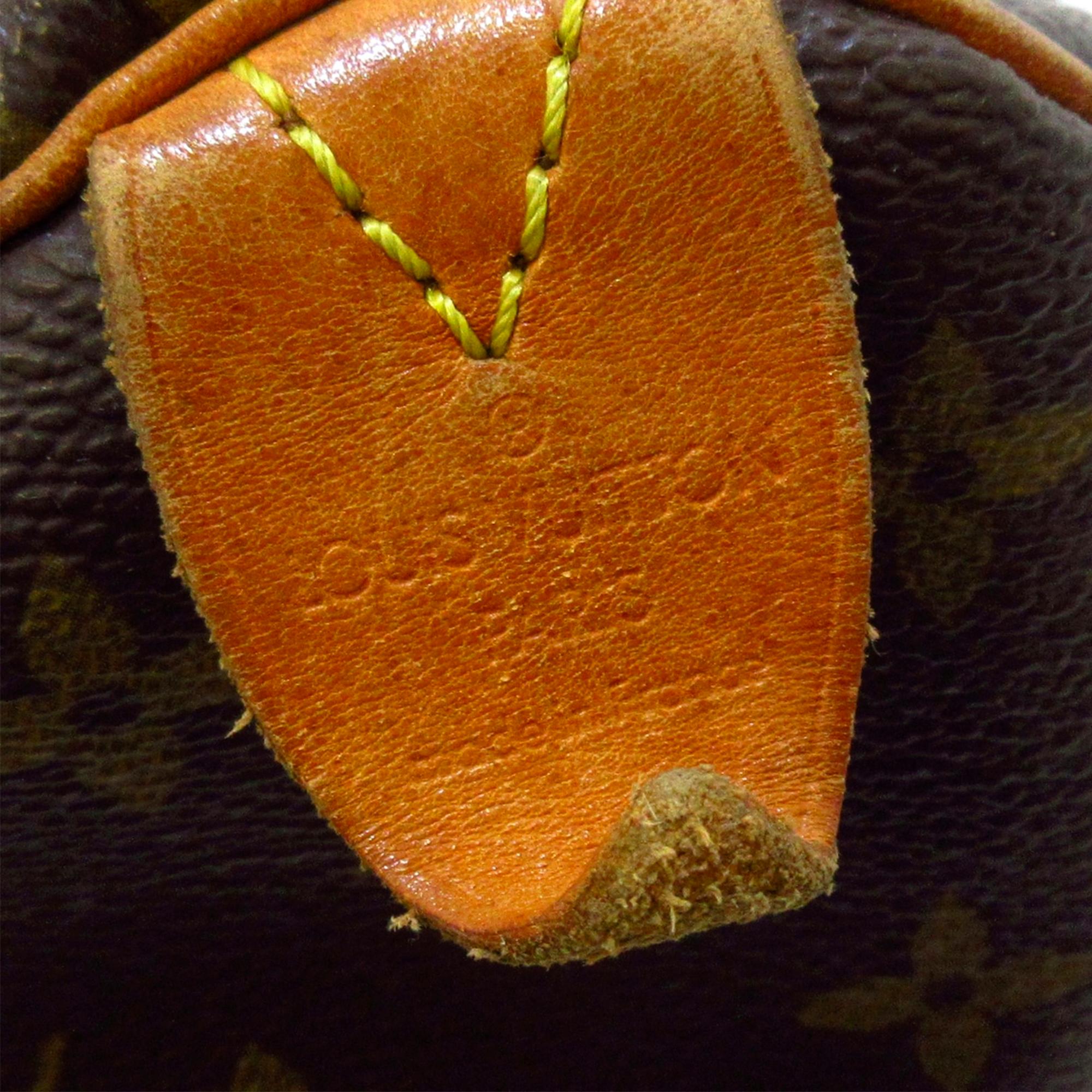 Louis Vuitton Monogram Speedy 25 (SHG-37151)