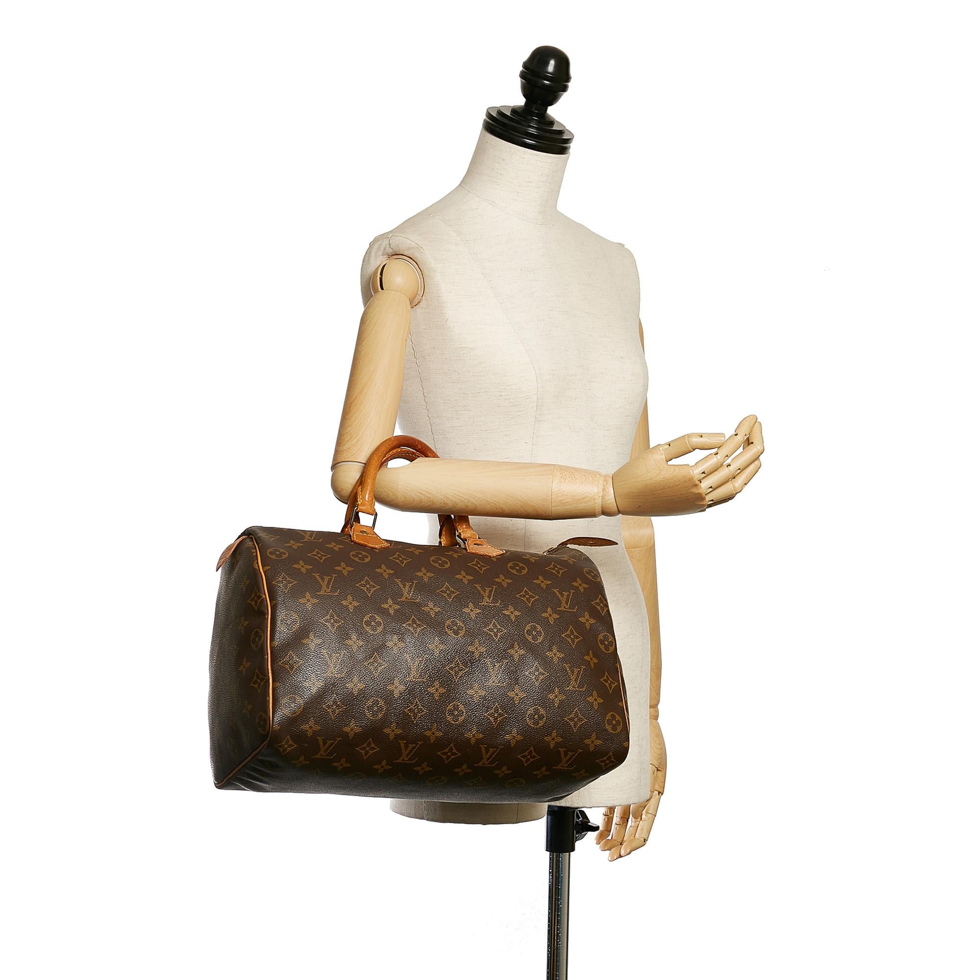 Louis Vuitton Monogram Speedy 35 (SHG-34706)