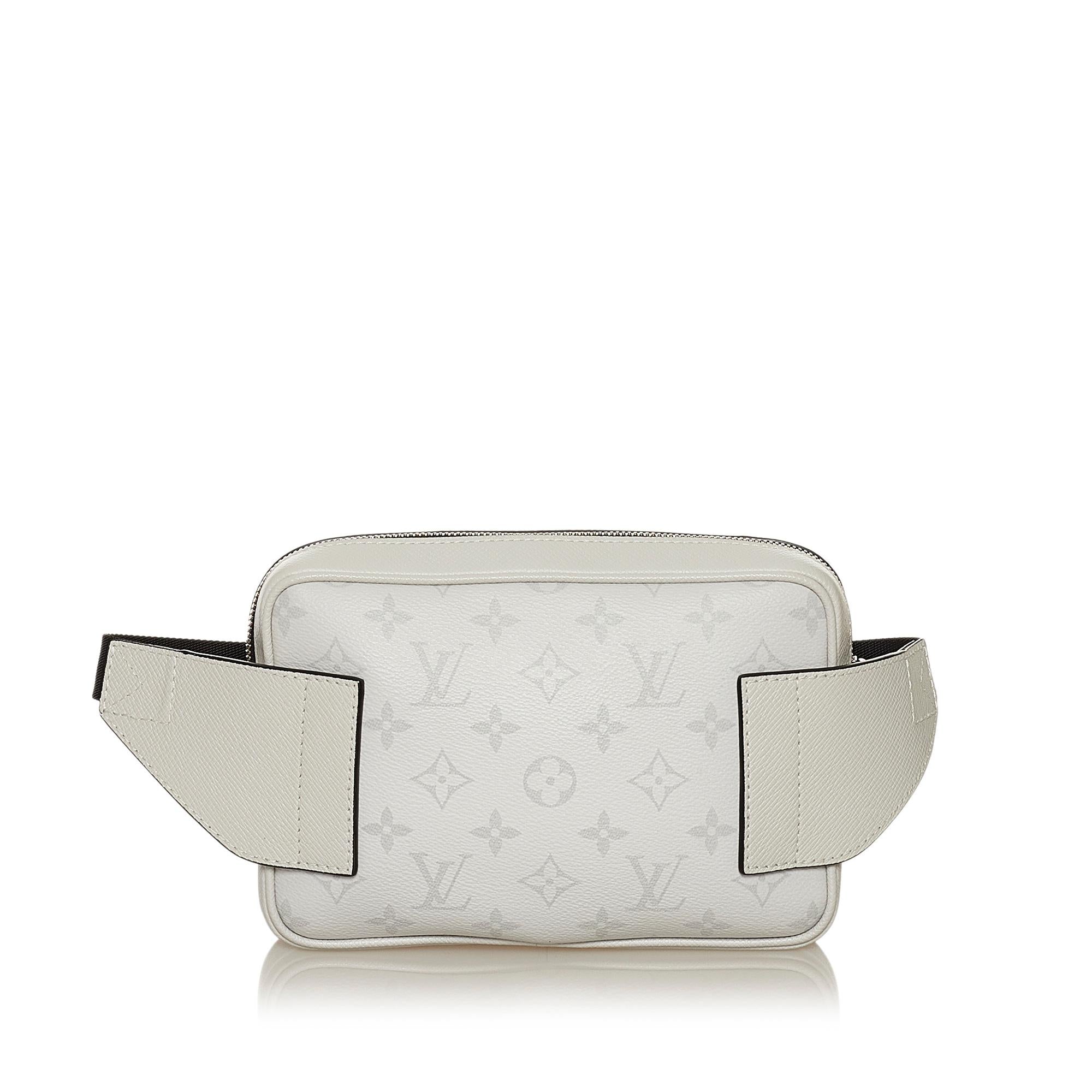 Louis Vuitton Monogram Taigarama Outdoor Bumbag (SHG-34593)