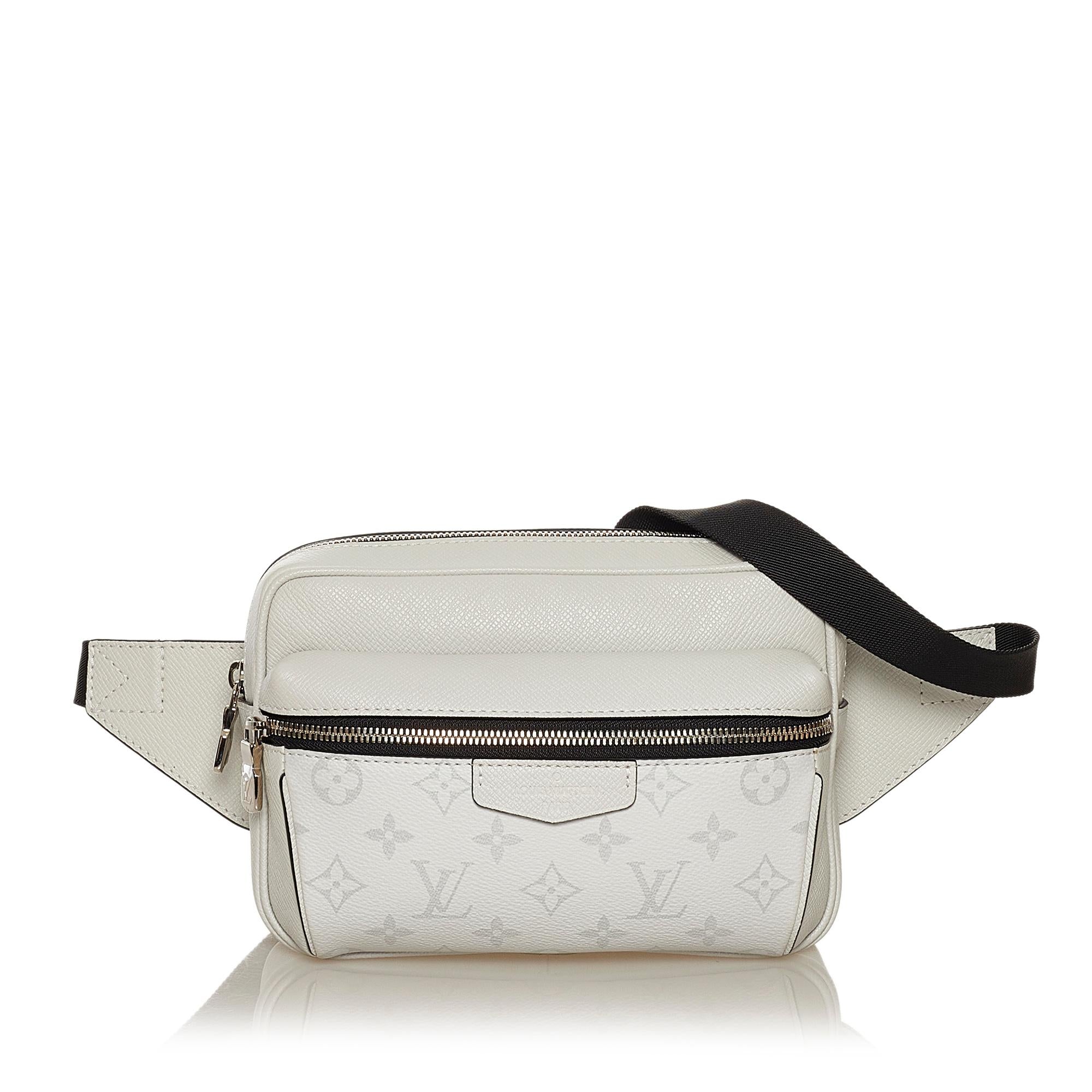 Louis Vuitton Monogram Taigarama Outdoor Bumbag (SHG-34593)