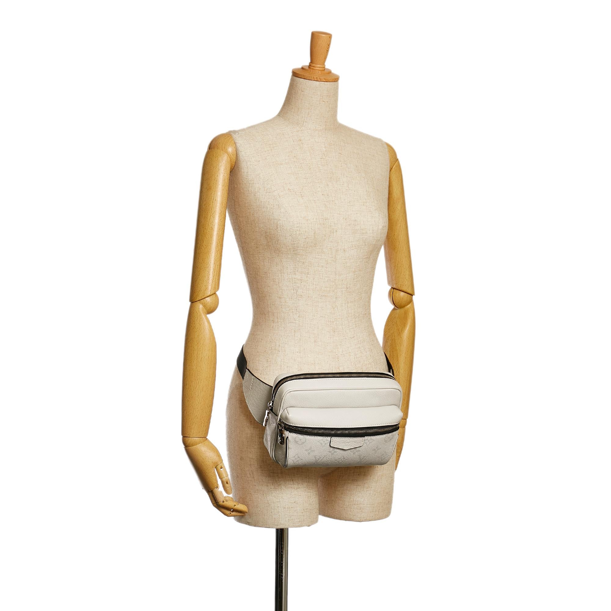 Louis Vuitton Monogram Taigarama Outdoor Bumbag (SHG-34593)