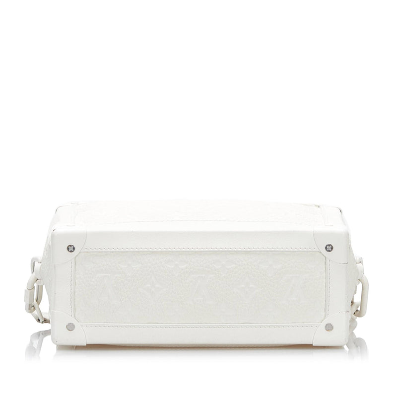 Louis Vuitton Monogram Taurillon Soft Trunk Wallet (SHG-H4CnUJ) – LuxeDH