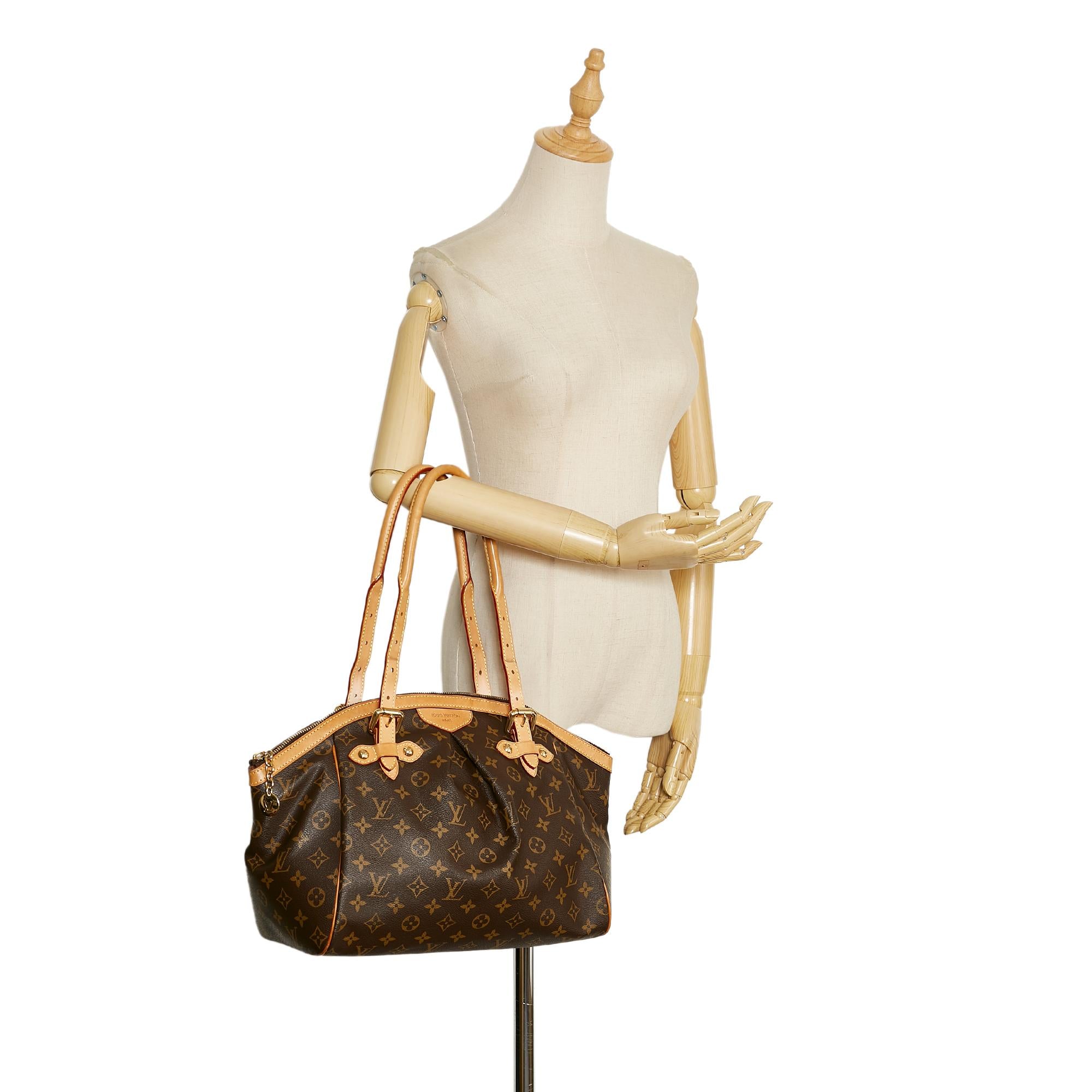 Louis Vuitton Monogram Tivoli GM (SHG-EqTdOB)