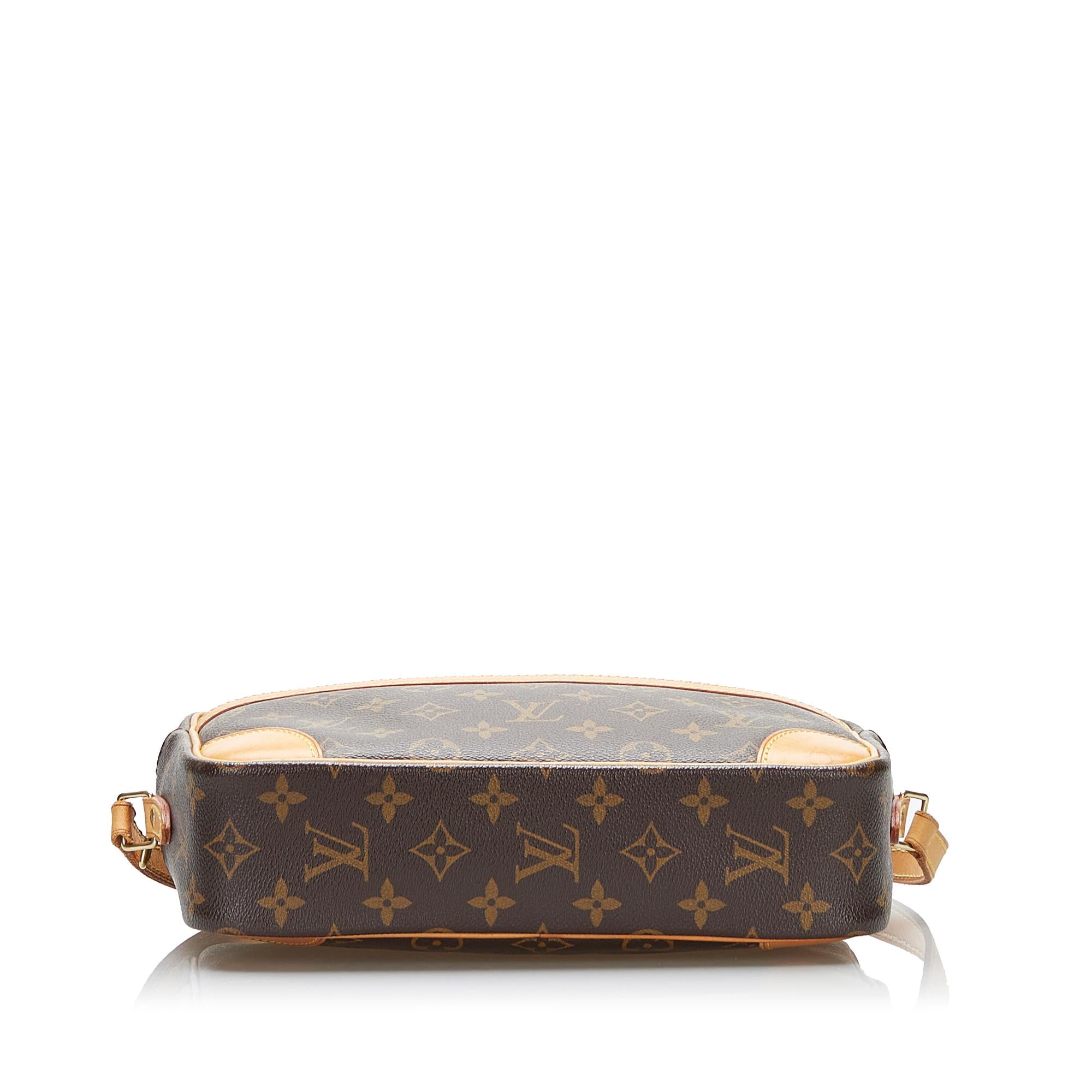 Louis Vuitton Monogram Trocadero 27 (SHG-37951)