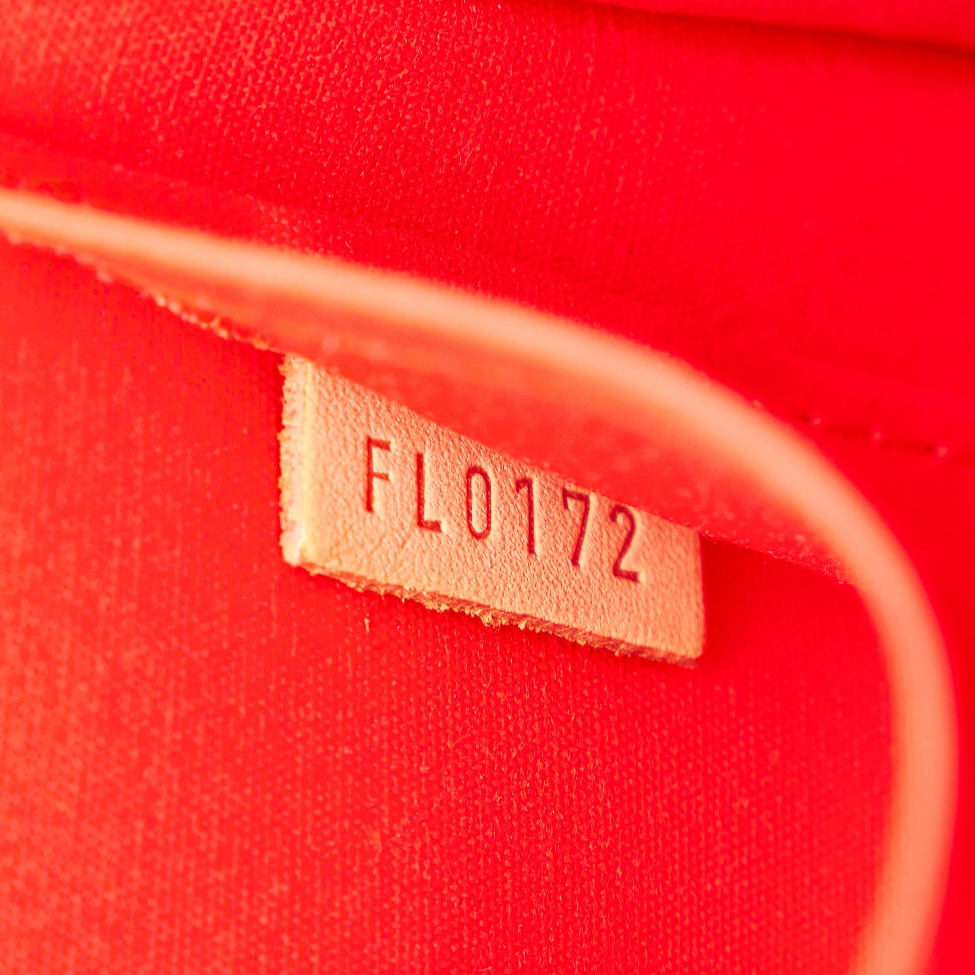 Louis Vuitton Monogram Vernis Bellflower PM (SHG-JHoZkM)