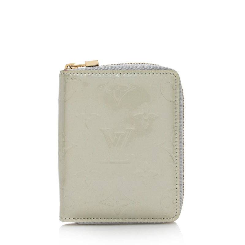 Louis Vuitton Monogram Vernis Zippy Wallet in 2023