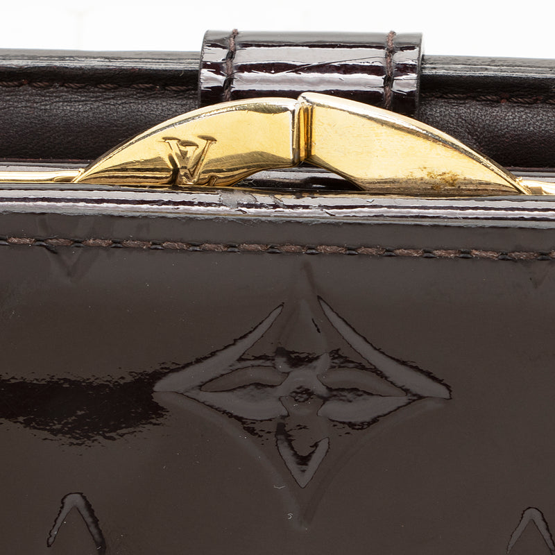 Louis Vuitton Monogram Vernis French Purse Wallet (SHF-22234)