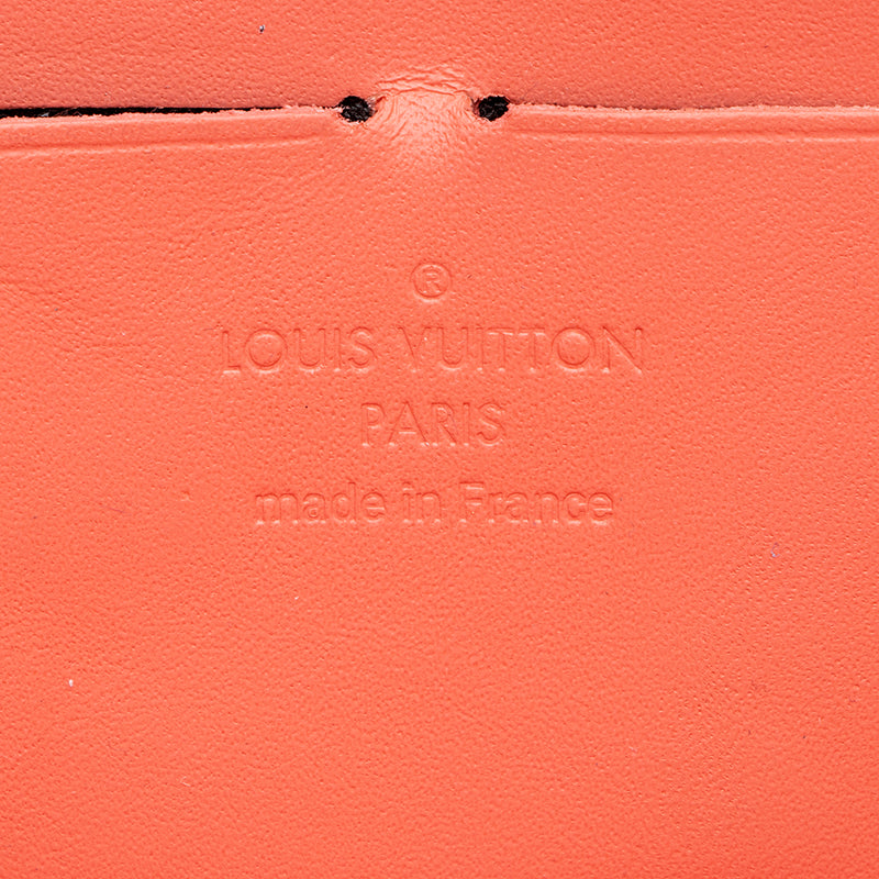 Louis Vuitton Monogram Vernis Rayures Zippy Wallet - FINAL SALE (SHF-15992)