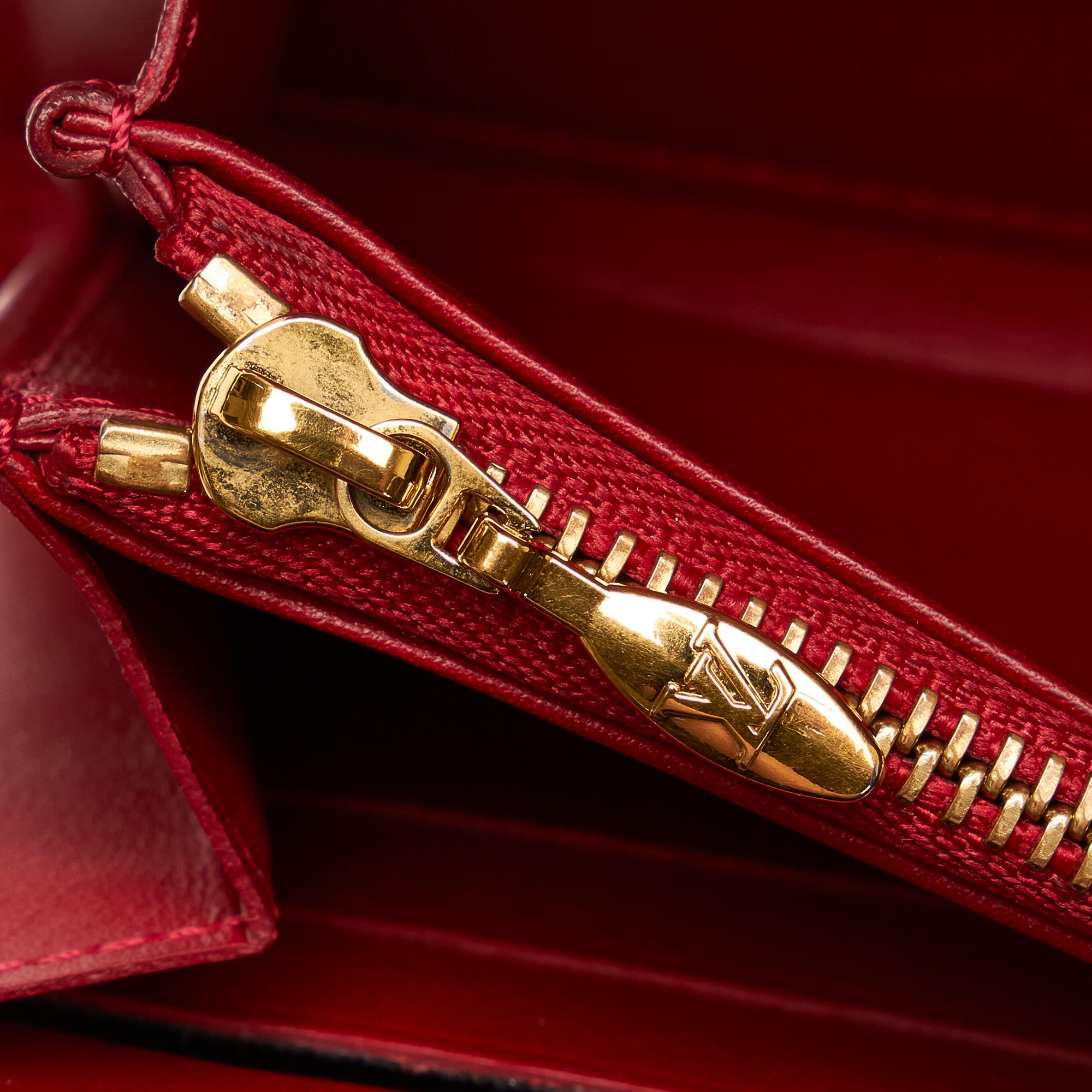 Louis Vuitton Monogram Vernis Sarah Chain Wallet (SHG-lZG0q8)