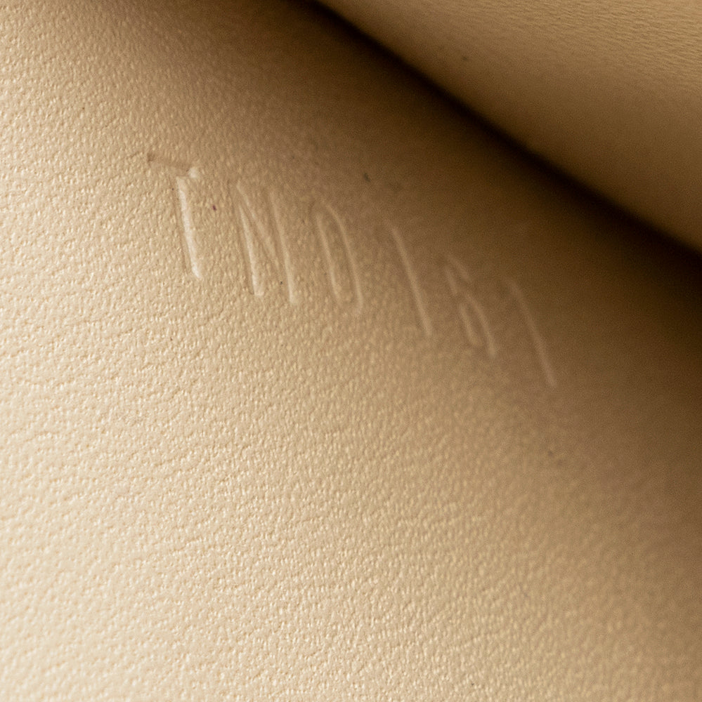 Louis Vuitton Monogram Vernis Sarah Wallet (SHF-20427)