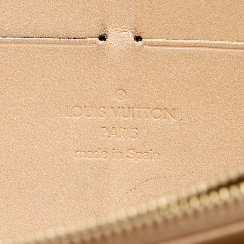 Louis Vuitton Monogram Vernis Zippy Wallet - FINAL SALE (SHF-18436)