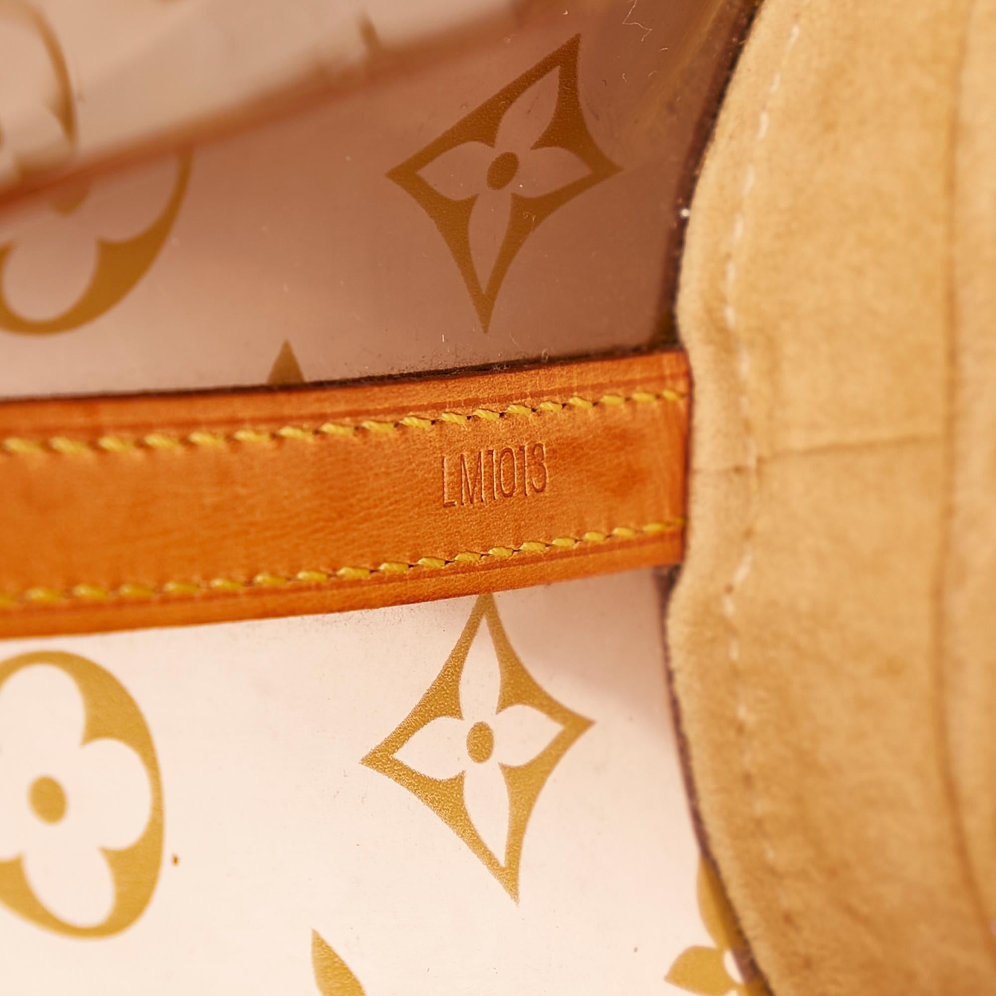 Louis Vuitton Monogram Vinyl Cabas Sac Ambre MM (SHG-31170)