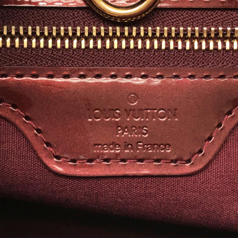 Louis Vuitton MonogramVernis Wilshire PM (SHG-TiJ57I)