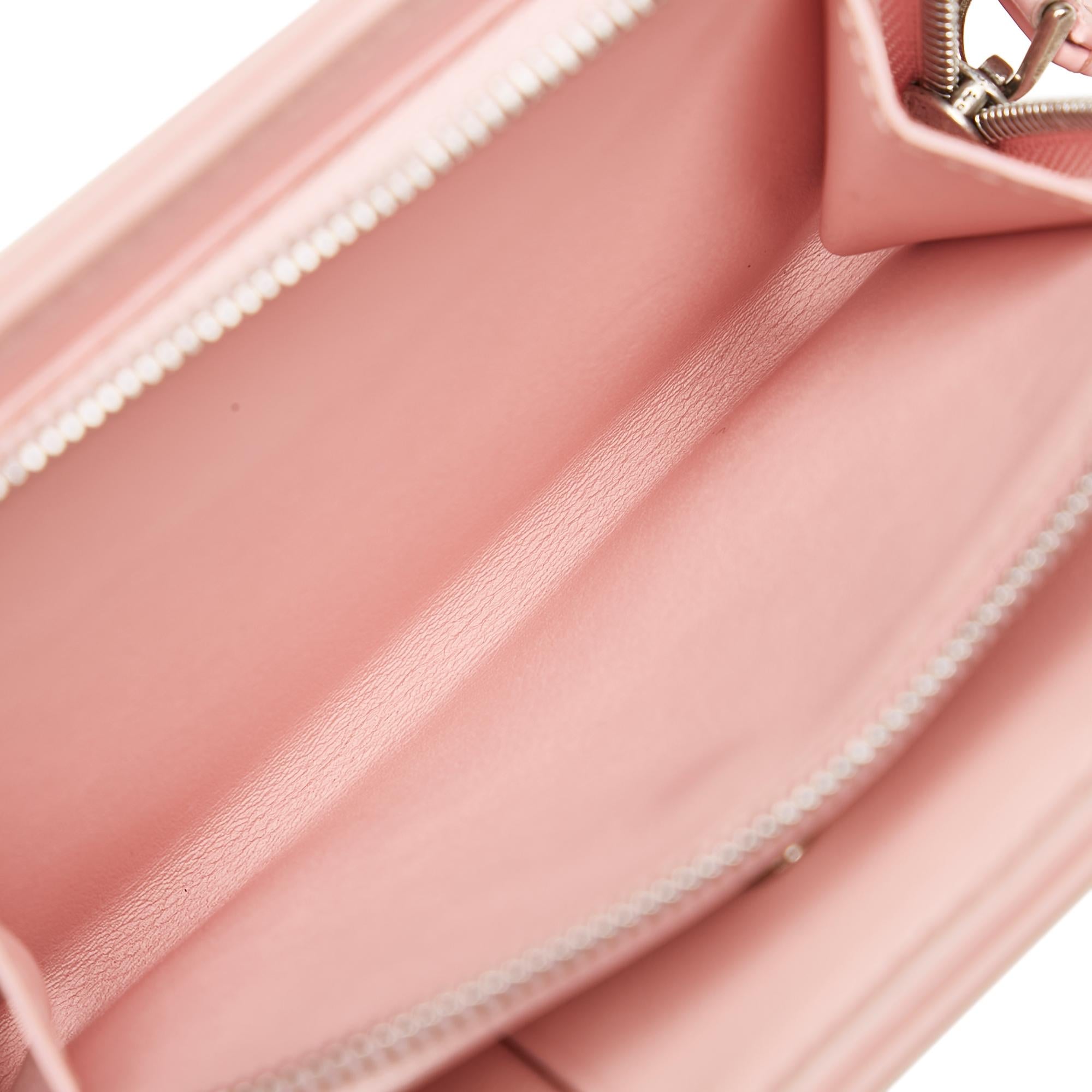 Louis Vuitton New Wave Compact Wallet (SHG-36765)