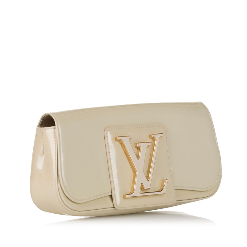 Louis Vuitton Sobe Patent Leather Clutch Bag (SHG-32645)