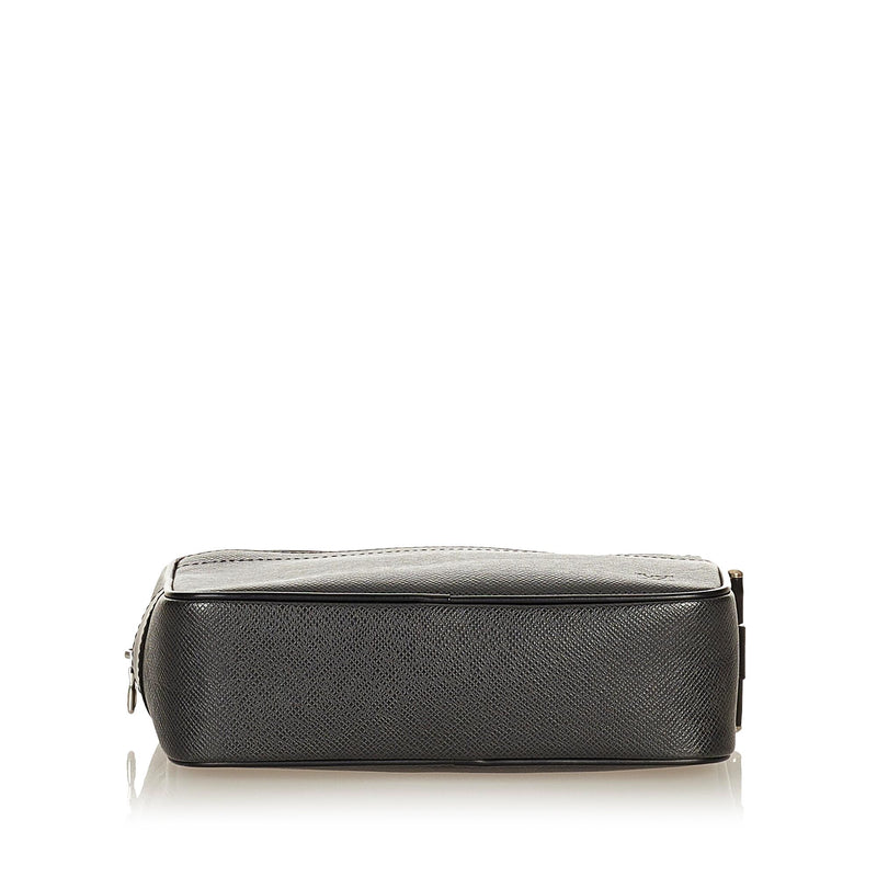 Louis Vuitton Taiga Kaluga Clutch Bag (SHG-26940)