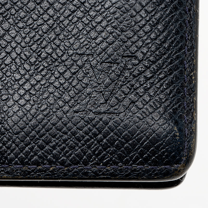 Louis Vuitton Taiga Leather Brazza Wallet (SHF-15861)