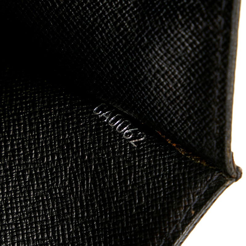 Louis Vuitton Taiga Selenga (SHG-28209)