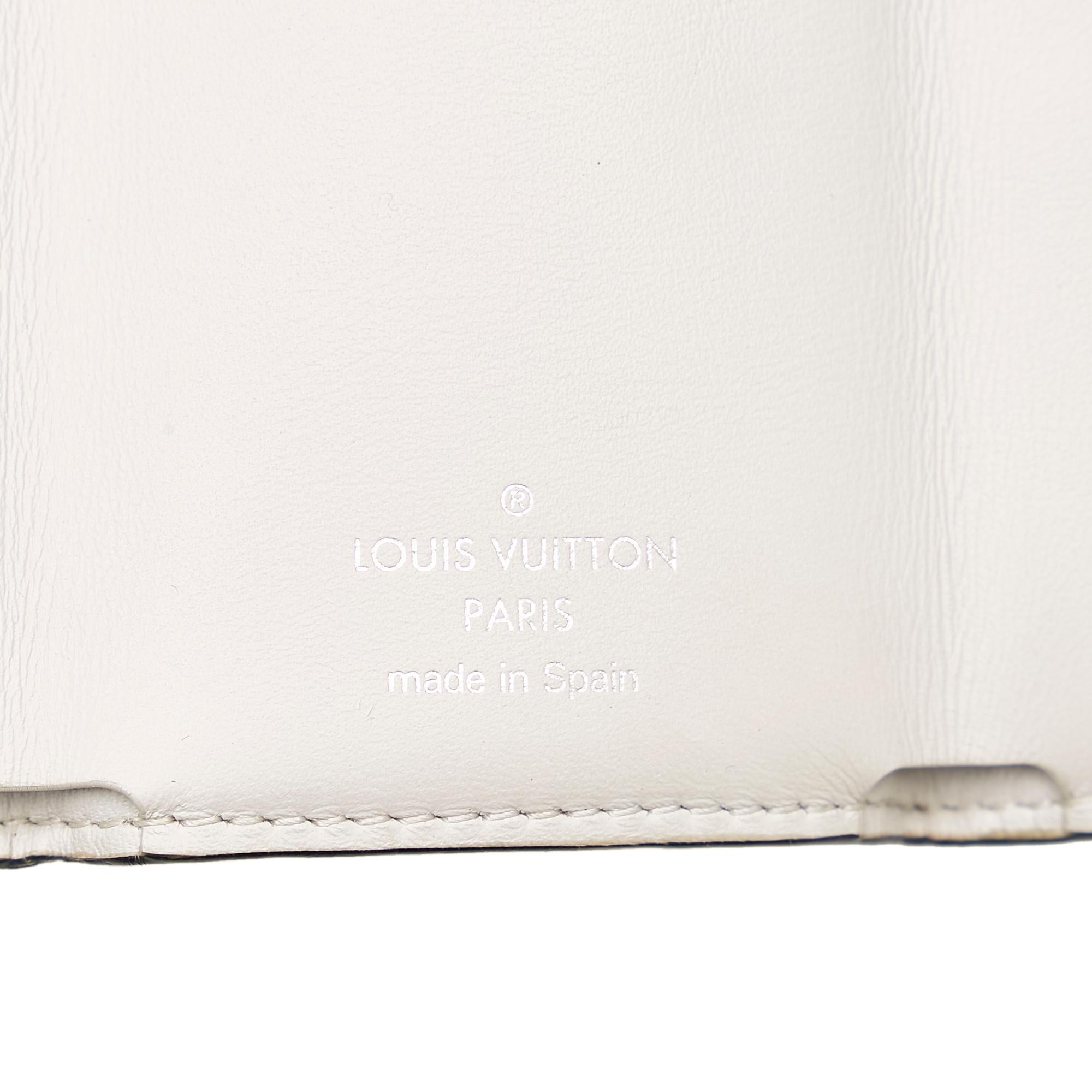 Louis Vuitton Taigarama Portefeuille Compact Wallet (SHG-32331)