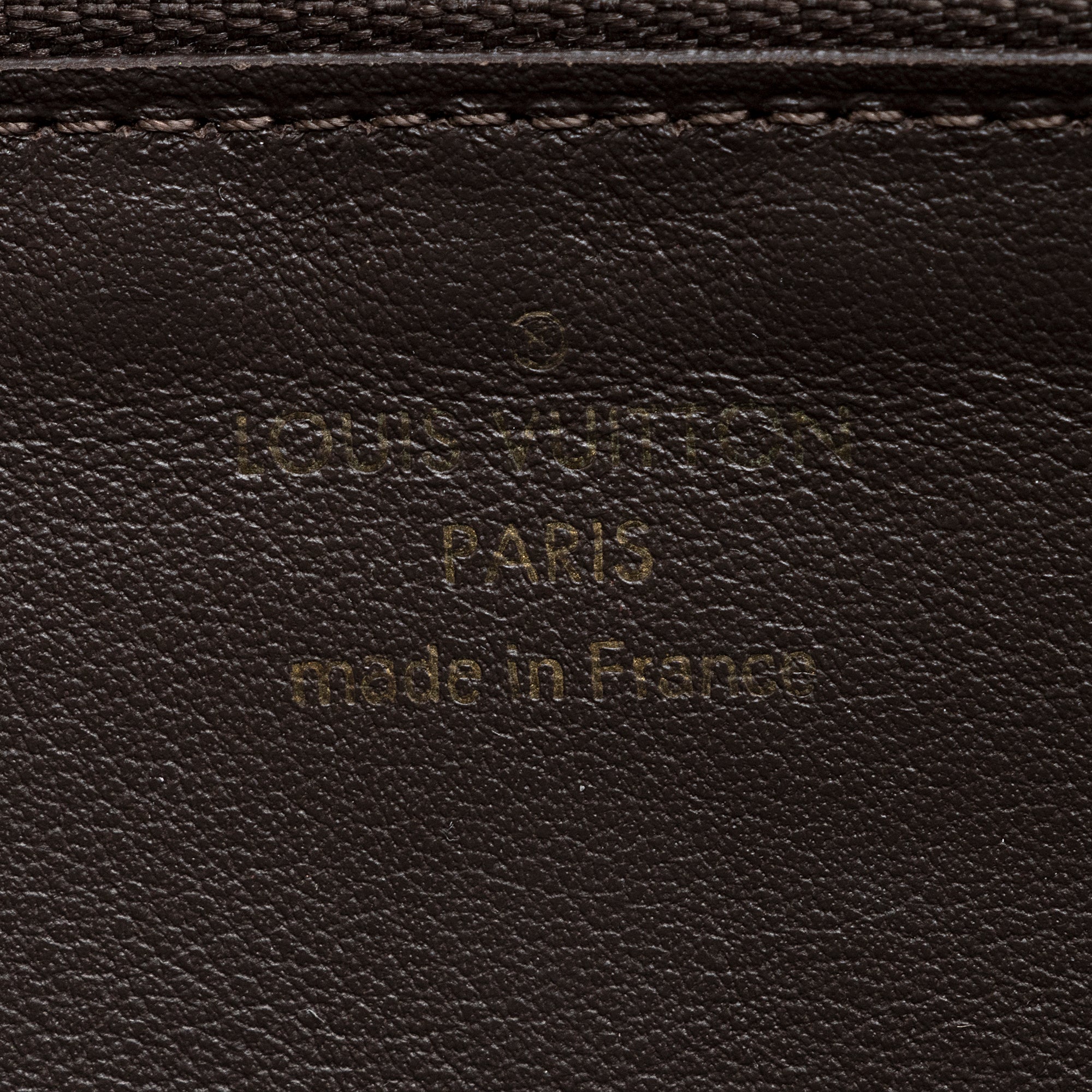 Louis Vuitton Taurillon Capucines Wallet (SHF-22324)