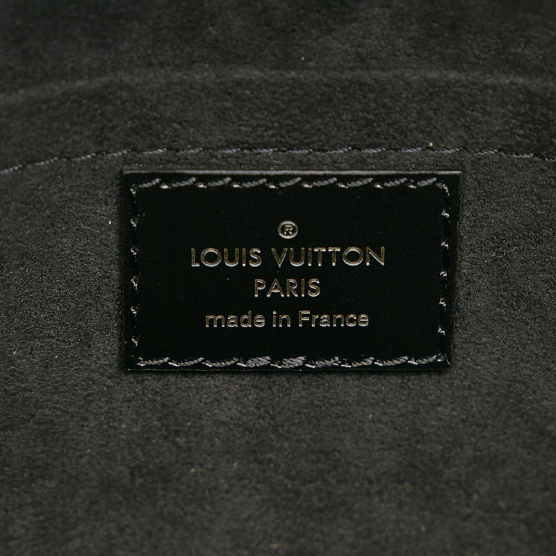 Louis Vuitton Taurillon Square (SHG-36902)