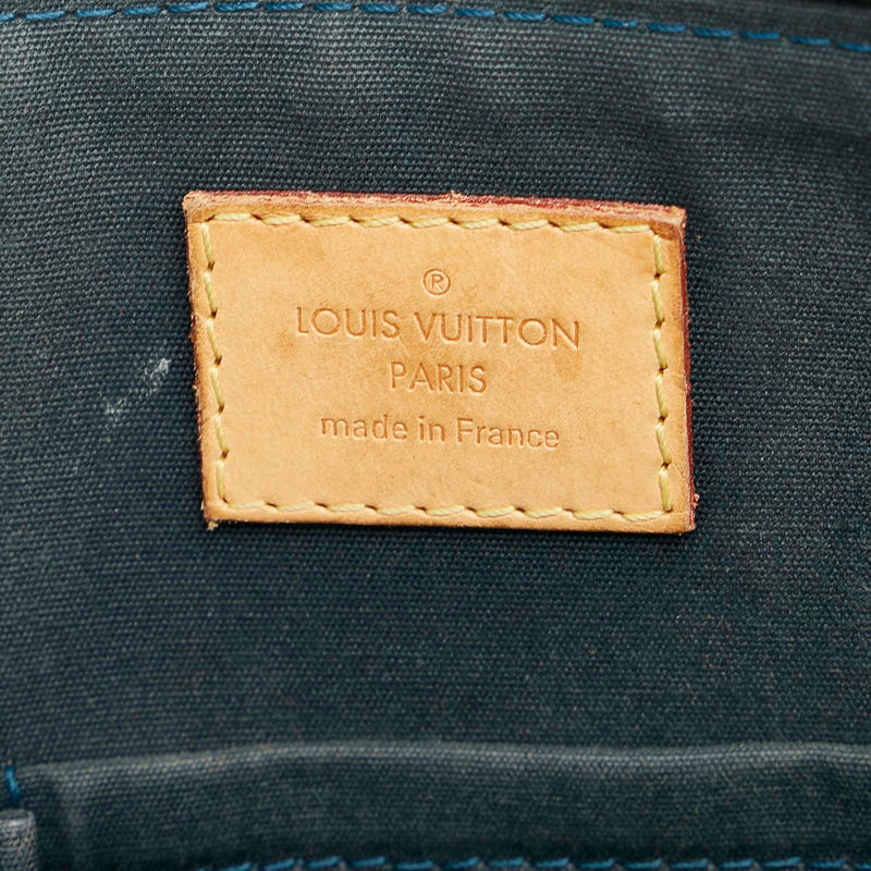 Louis Vuitton Monogram Vernis Long Beach PM (SHG-54rzAh) – LuxeDH