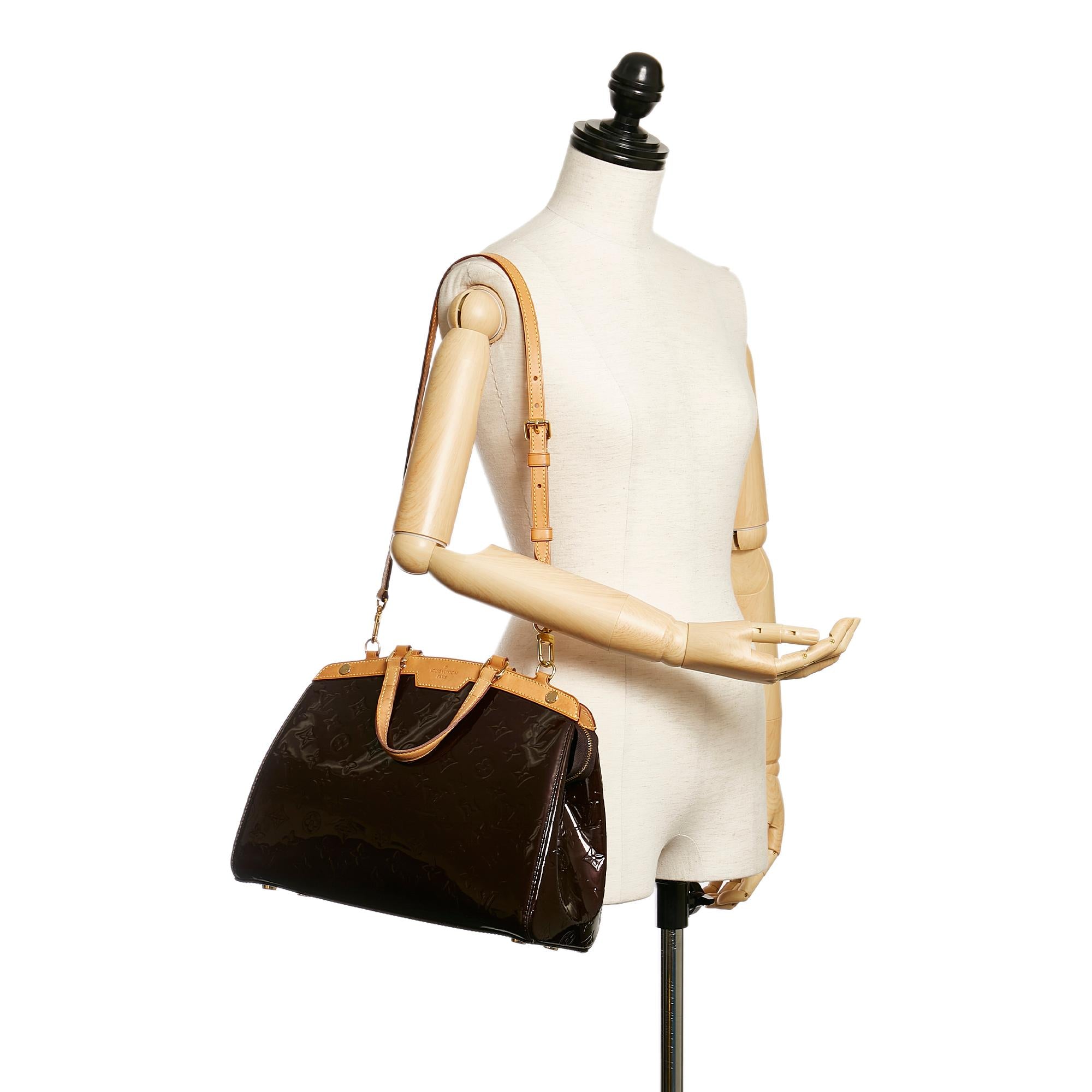 Louis Vuitton Vernis Brea MM (SHG-30116)