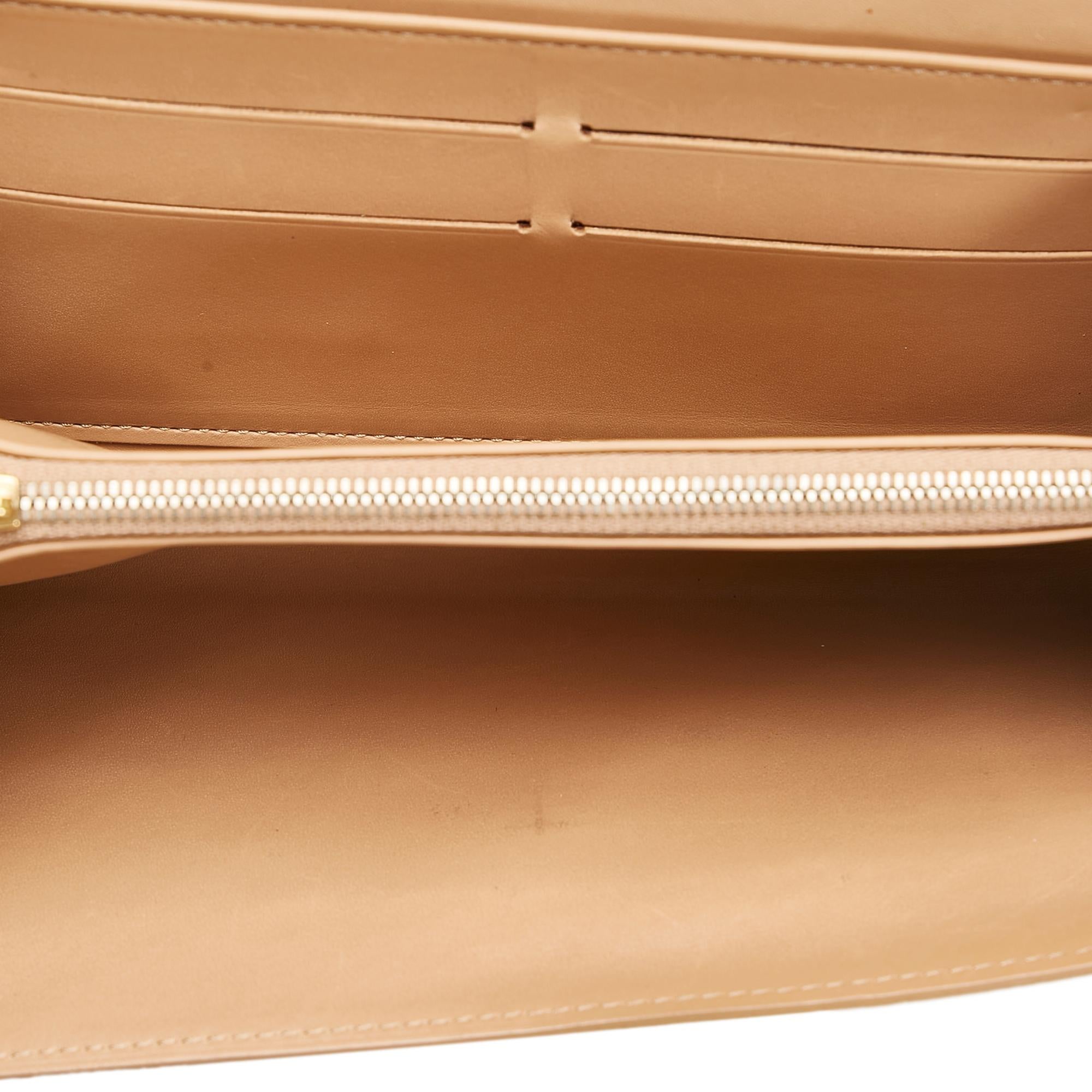 Louis Vuitton Vernis Sarah (SHG-37829)