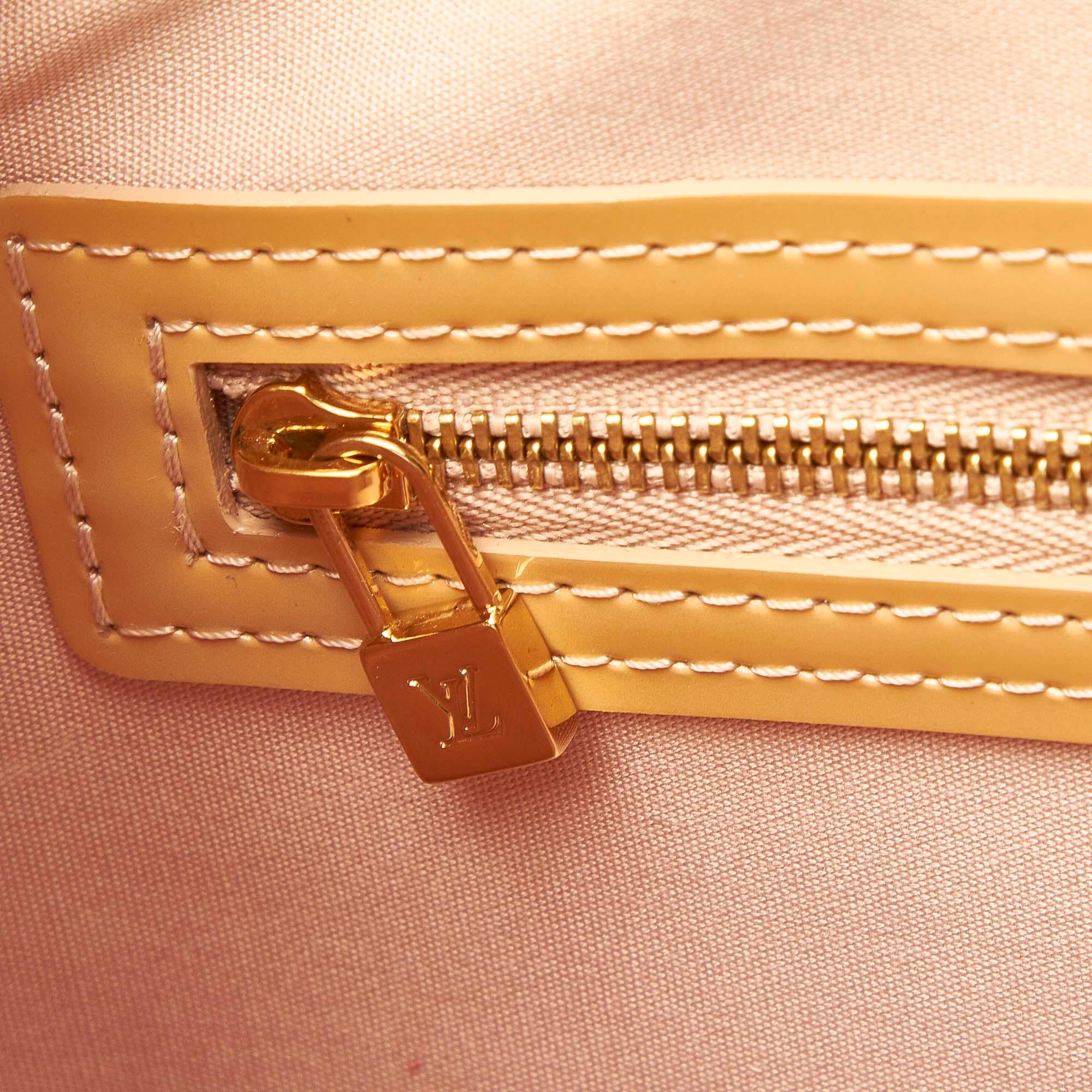 Louis Vuitton Vernis Wilshire PM (SHG-19663)